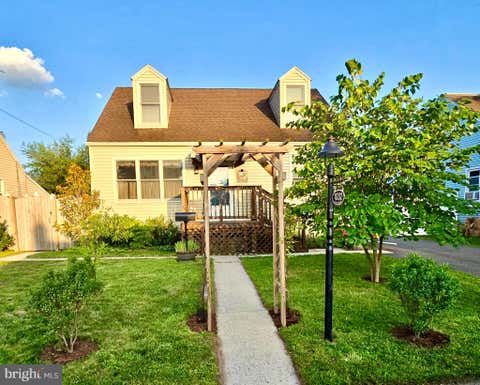 Photo of 1032 N Warren Street, POTTSTOWN, PA 19464 (MLS # PAMC2189154)