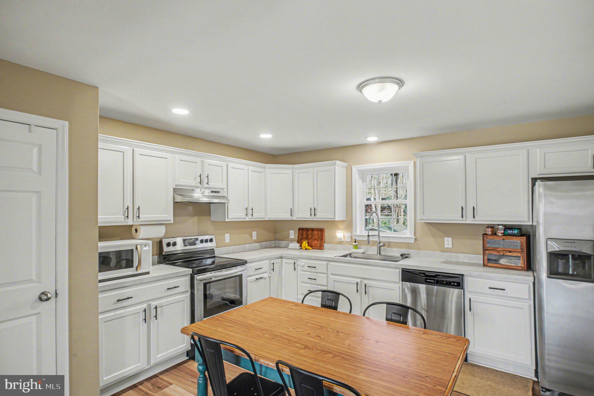 PLACID BAY ESTATES - Residential