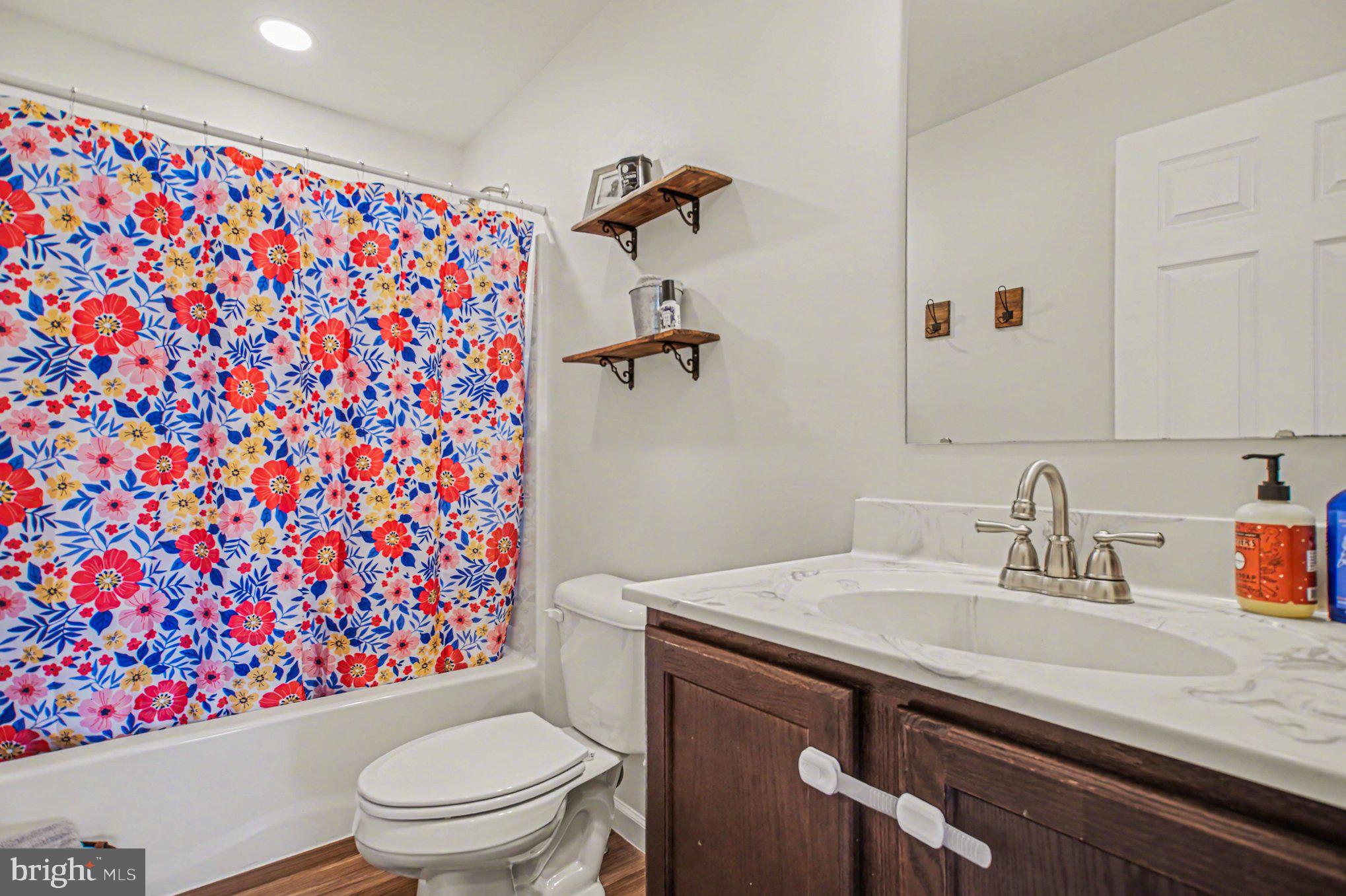 PLACID BAY ESTATES - Residential