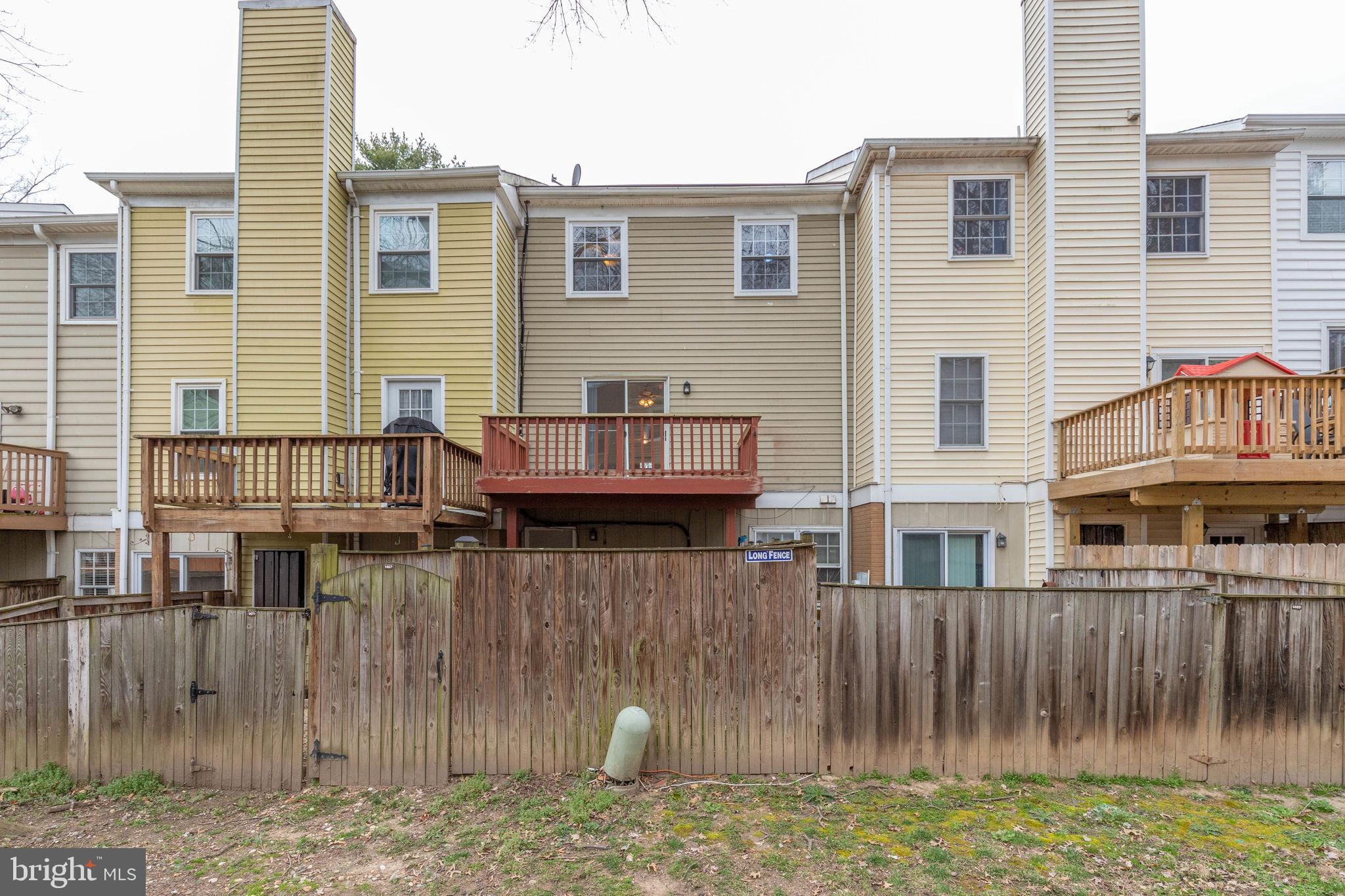 CROFTON MEWS CONDO - Residential