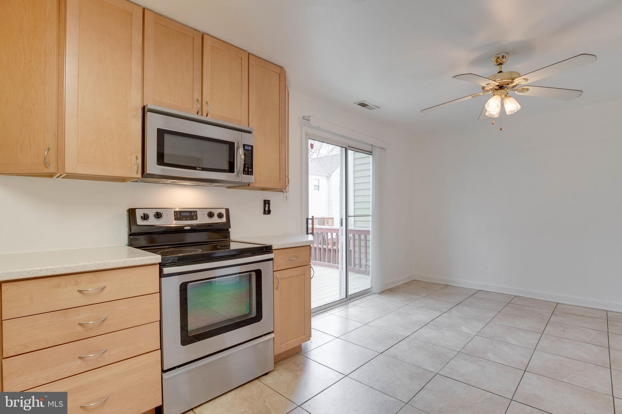 CROFTON MEWS CONDO - Residential