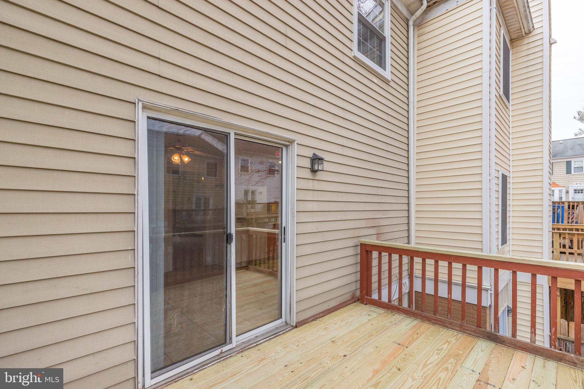 CROFTON MEWS CONDO - Residential