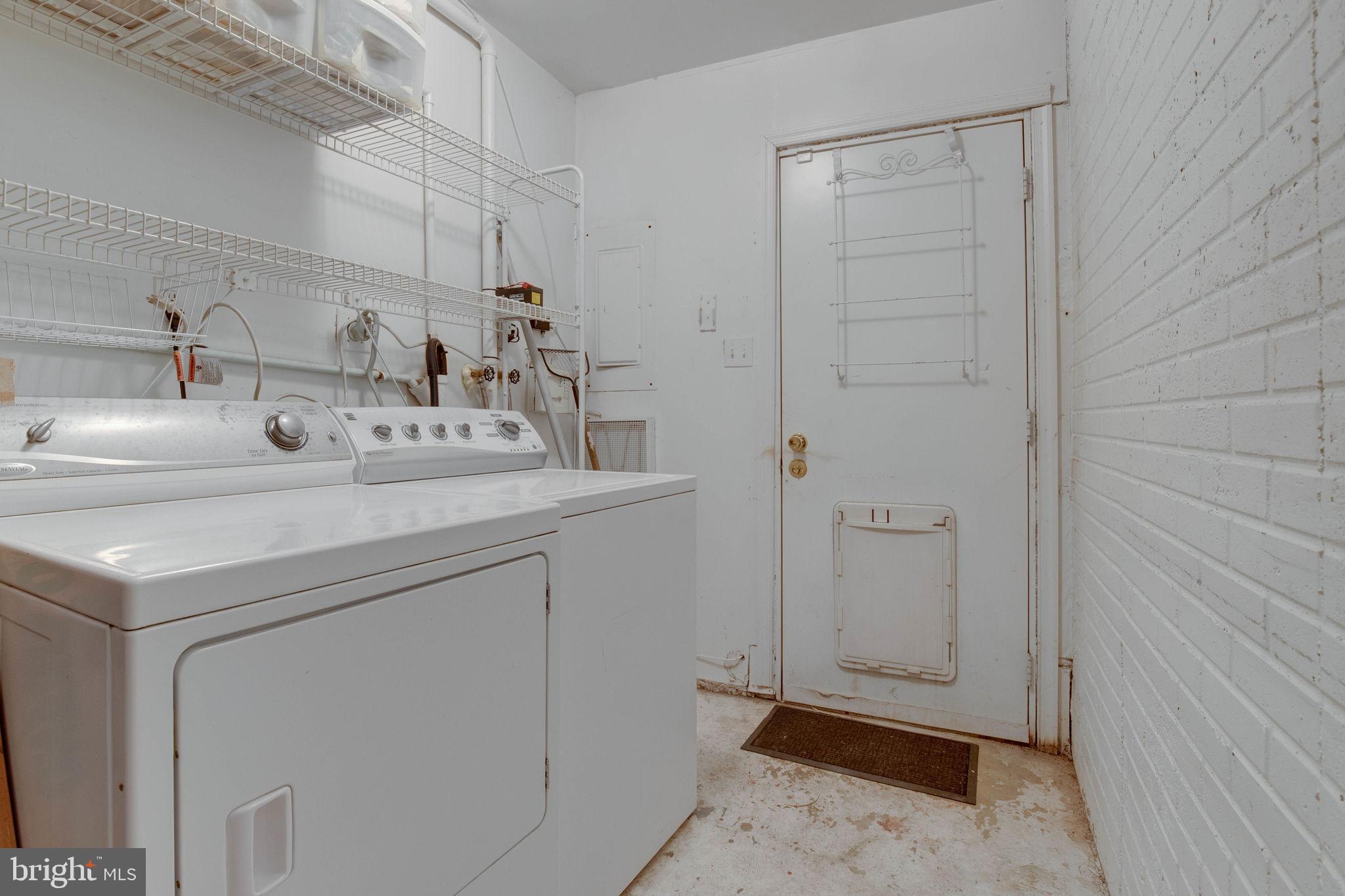 CROFTON MEWS CONDO - Residential