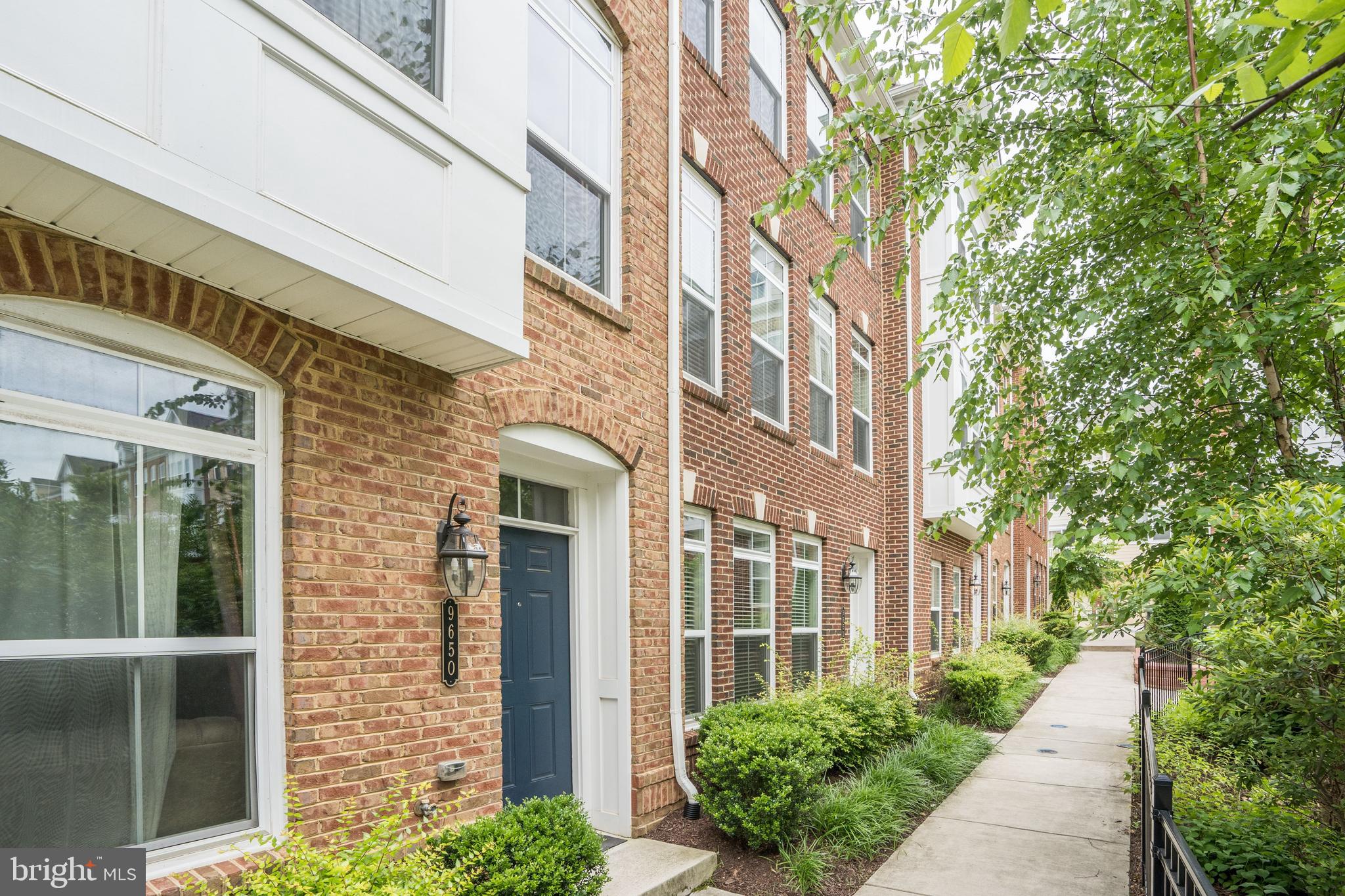 9652 PULLMAN PLACE