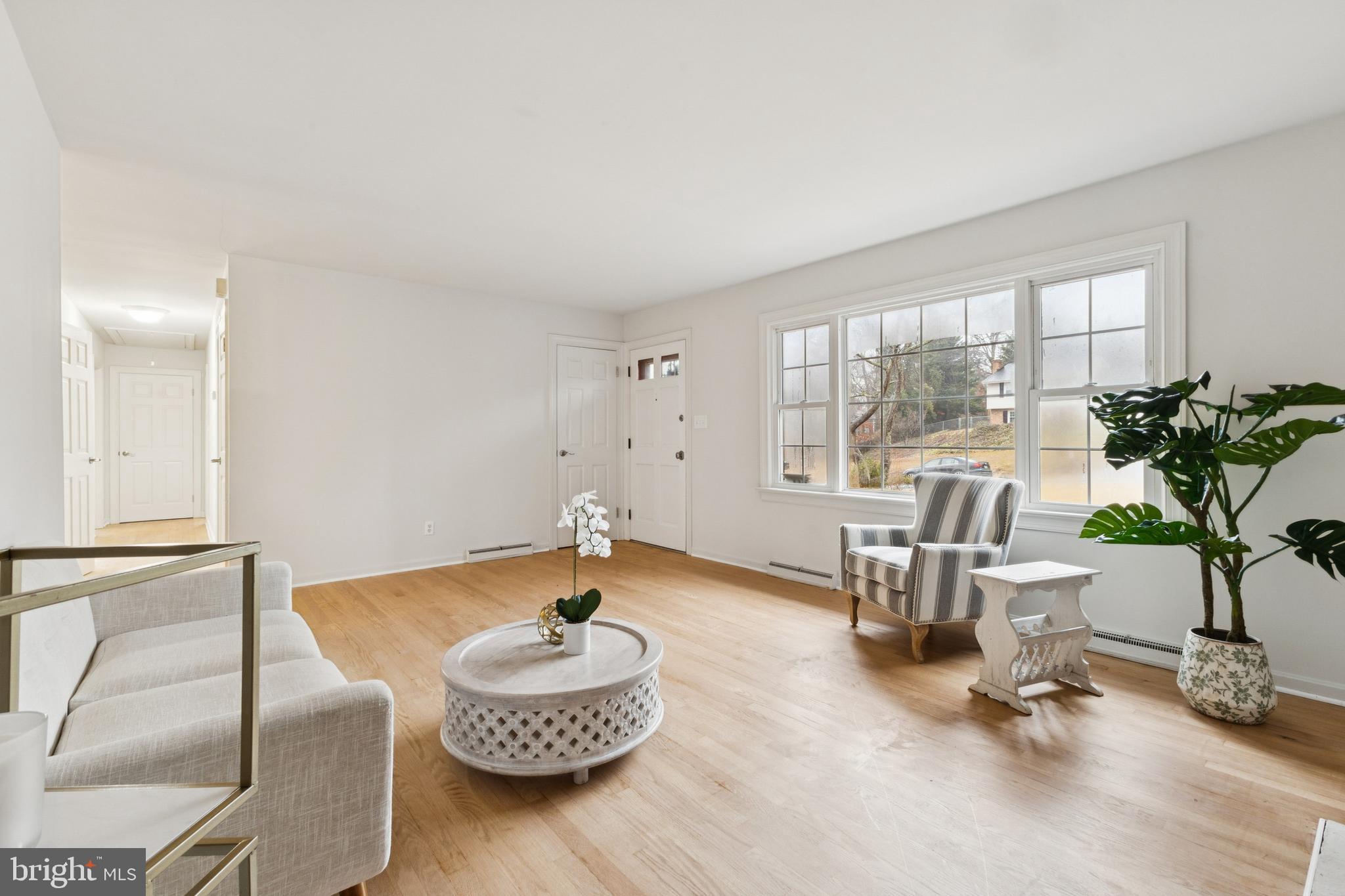 SPRING VALLEY - Residential