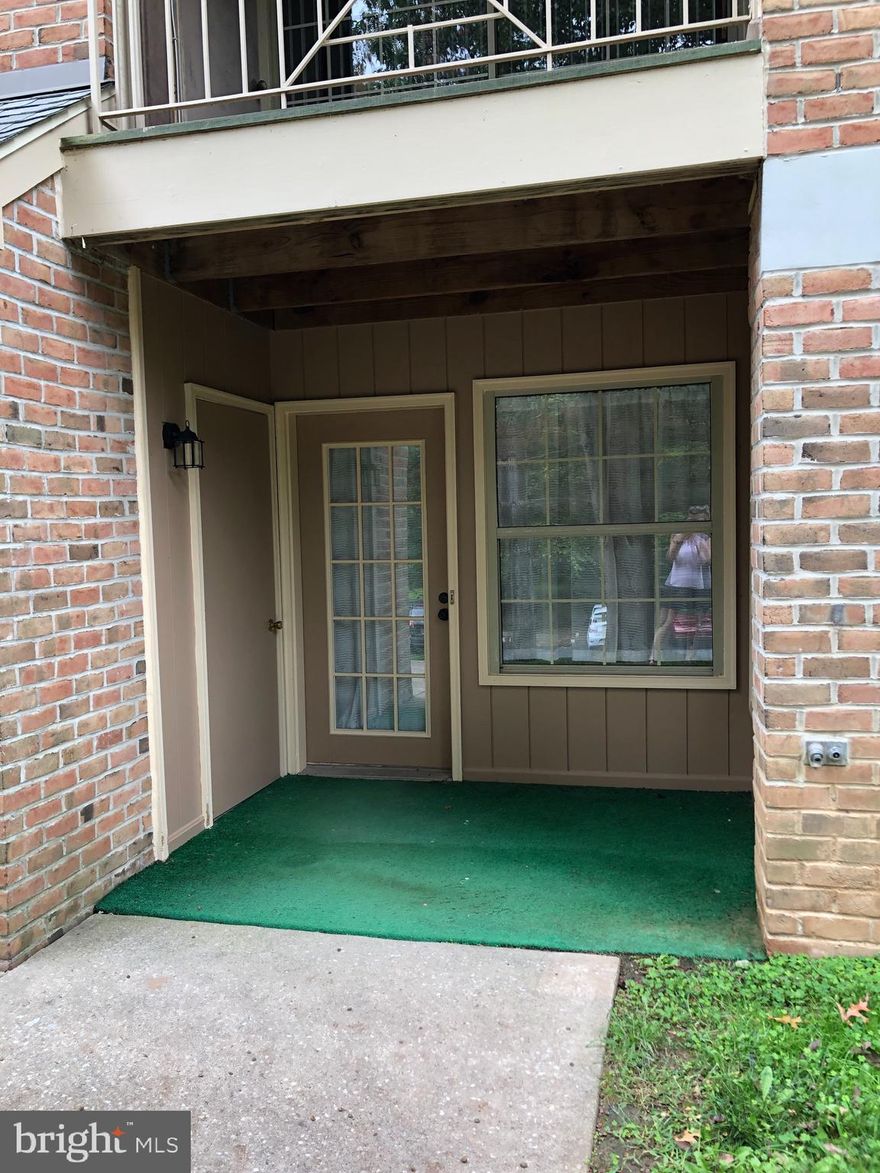 * Due to multiple offers coming in- please have highest & best in by WED  9/8 at 5pm.  Decision to be made WED evening.
 Freshly rehabbed first floor corner unit! Conveniently located in the rear of the building for added privacy. Complex has plenty of mature trees for park like setting! Home has side entrance right off of parking lot for EASY entry.  Plenty of windows for natural light.  Brand NEW eat-in  kitchen with beautiful granite counters, soft close cabinets/drawers and ceramic tile flooring. All appliances brand new & stainless steel. Three spacious bedrooms and 2 full, NEWLY RENOVATED baths. Brand NEW Carrier HVAC, hot water heater and light fixtures.  Whole unit freshly painted with new laminate flooring throughout for easy cleaning!! Conveniently located for shopping and I-95!  This unit is move in ready with little to do for years!! Please use side entrance for showing.