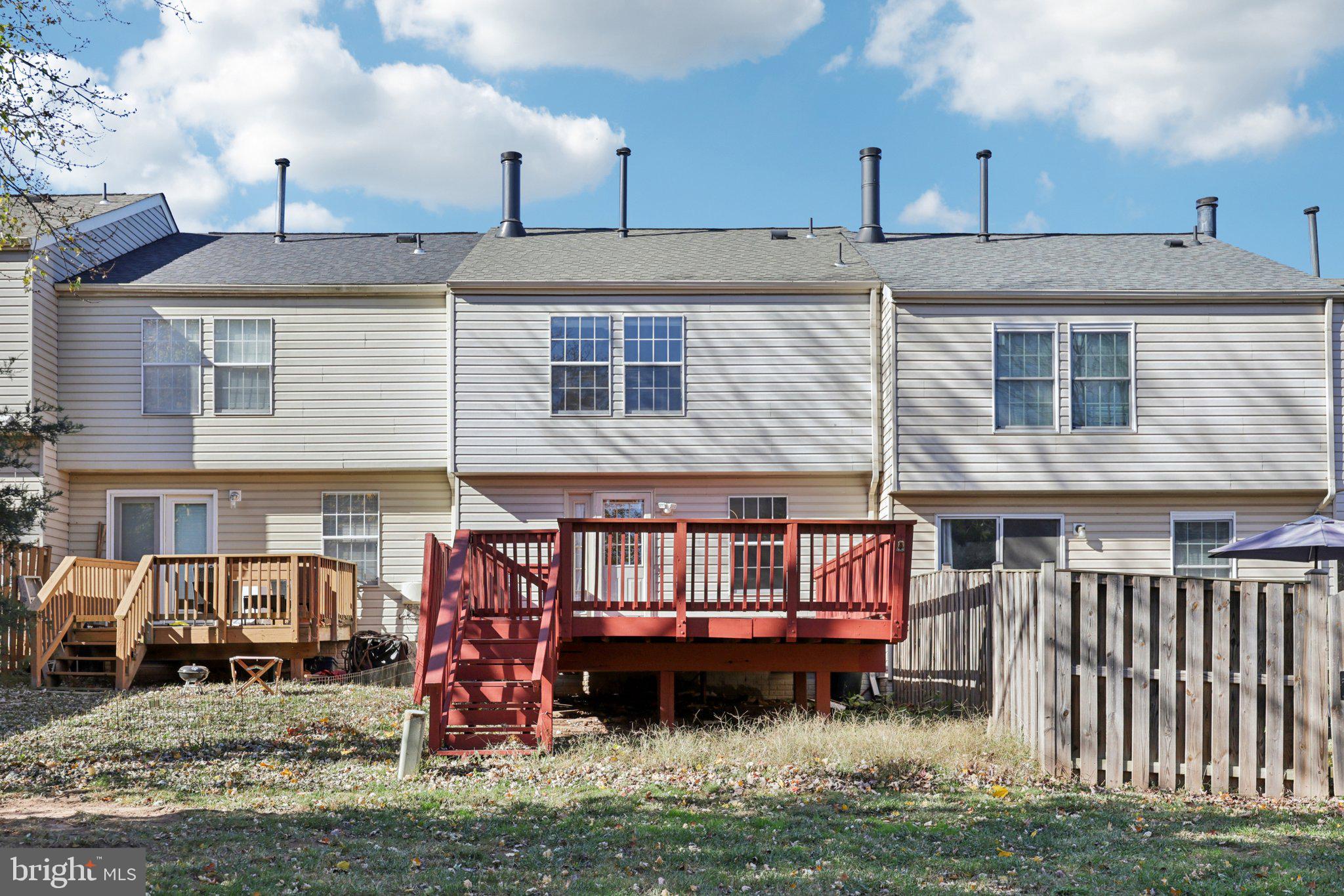 ASHBURN FARM - Residential