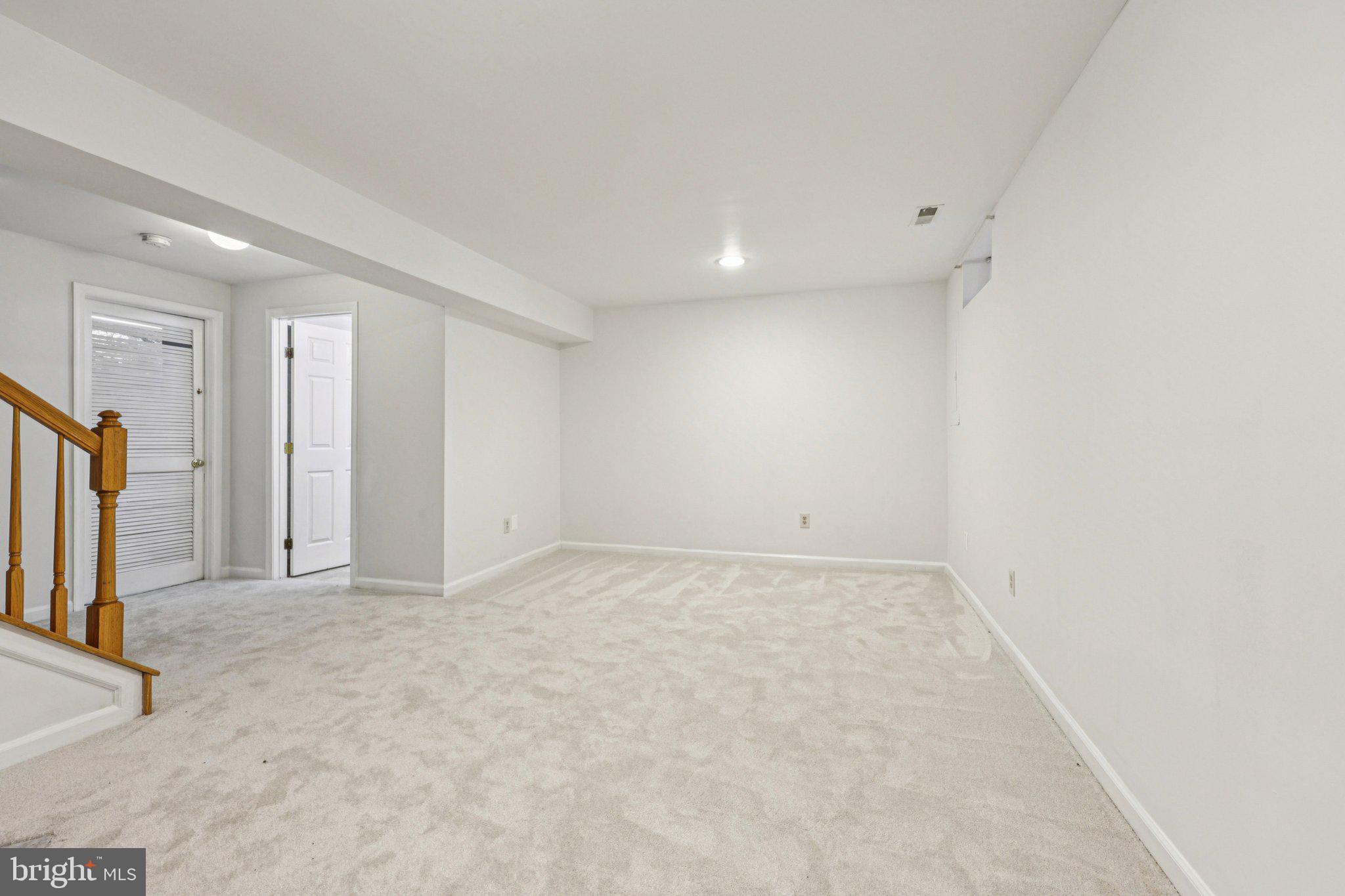 ASHBURN FARM - Residential