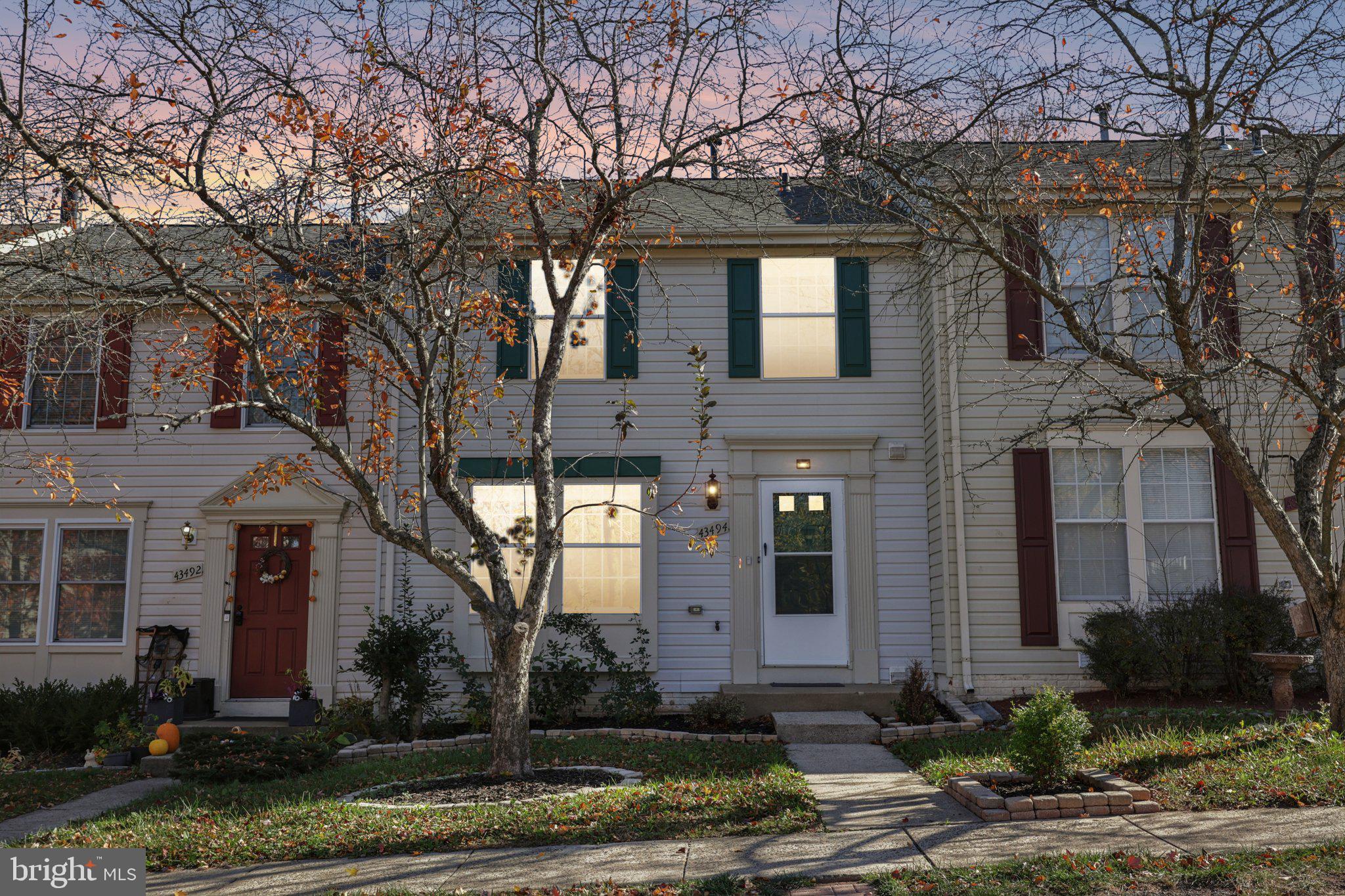 ASHBURN FARM - Residential