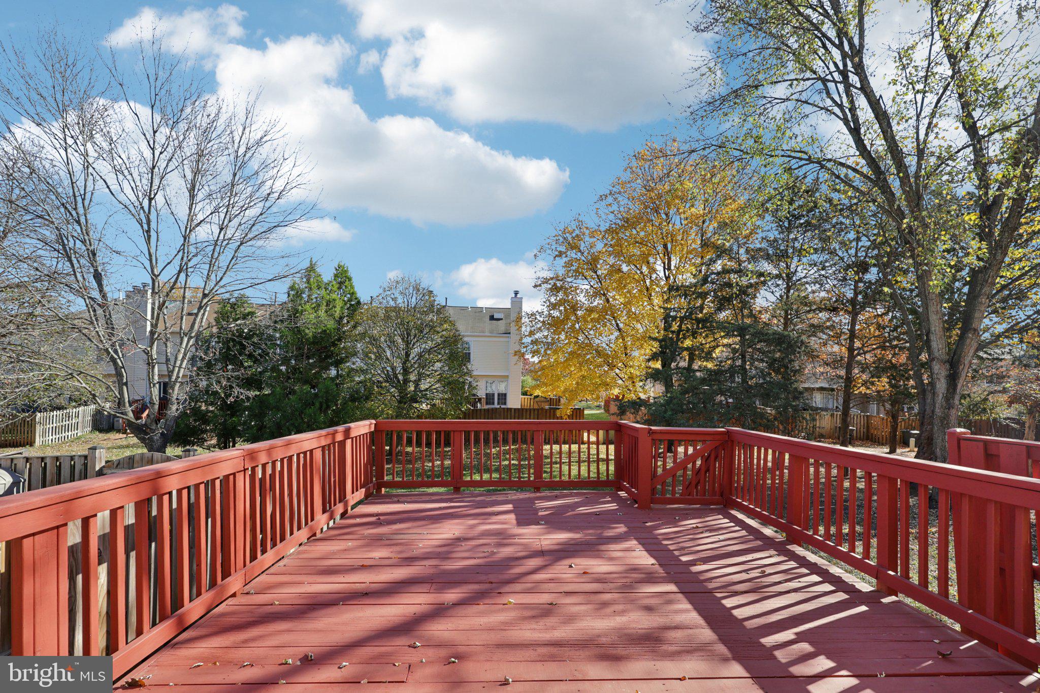 ASHBURN FARM - Residential