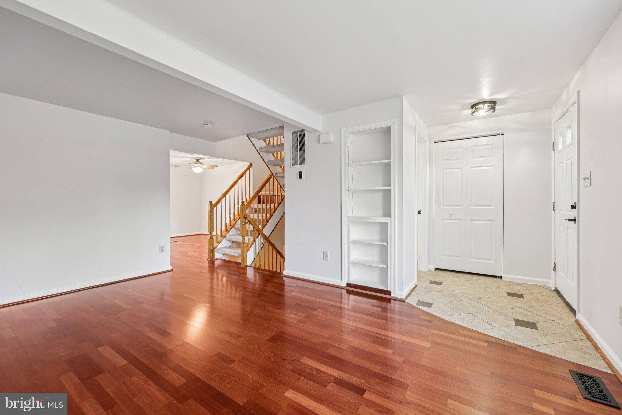 ASHBURN FARM - Residential