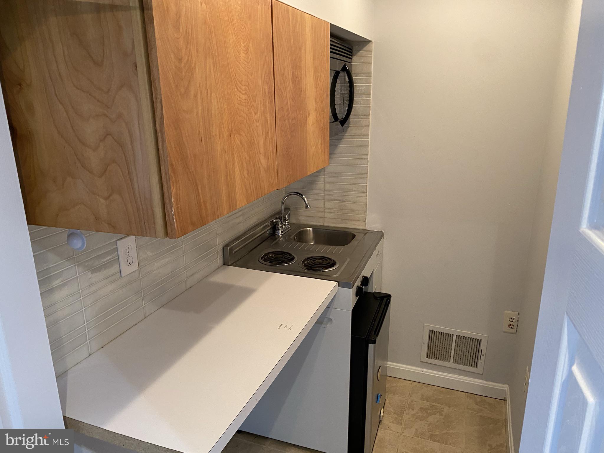 GLENARDEN WOODS - Residential