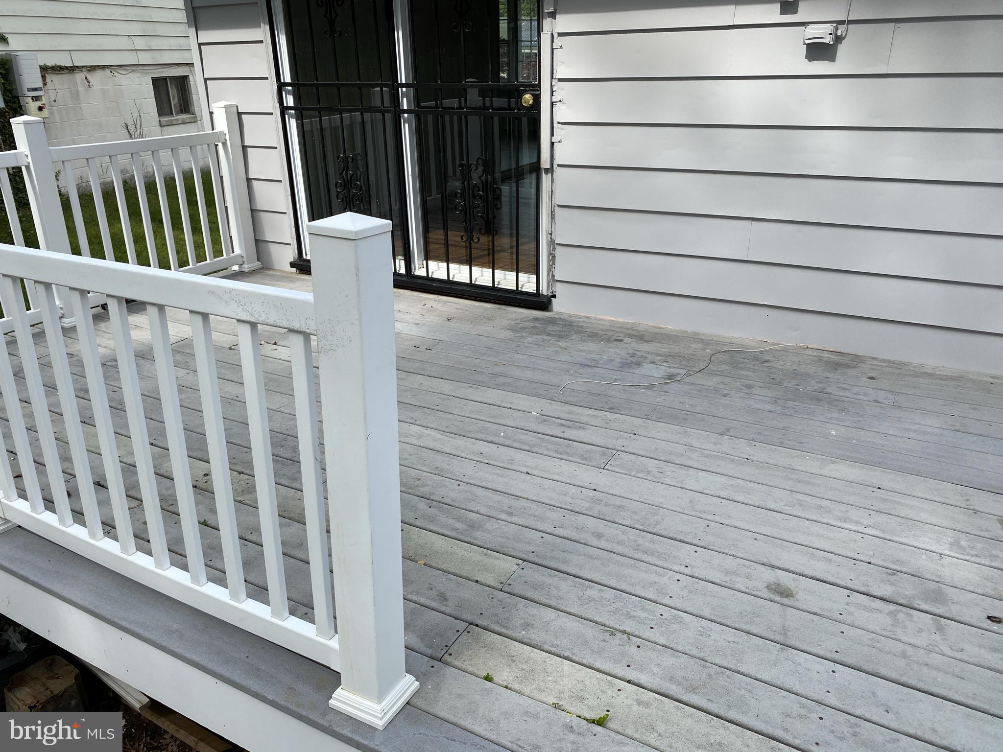 GLENARDEN WOODS - Residential