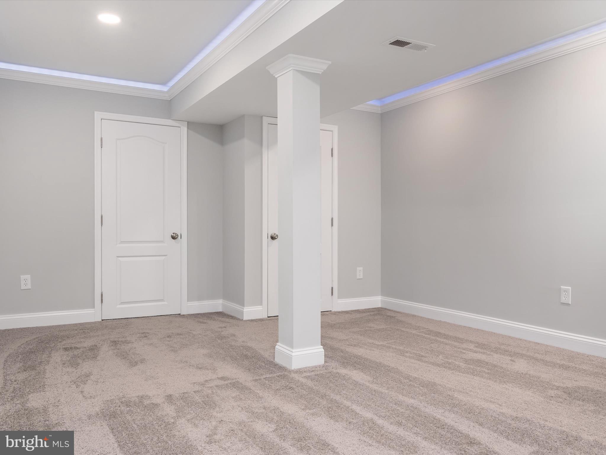 BALTIMORE HIGHLANDS - Residential