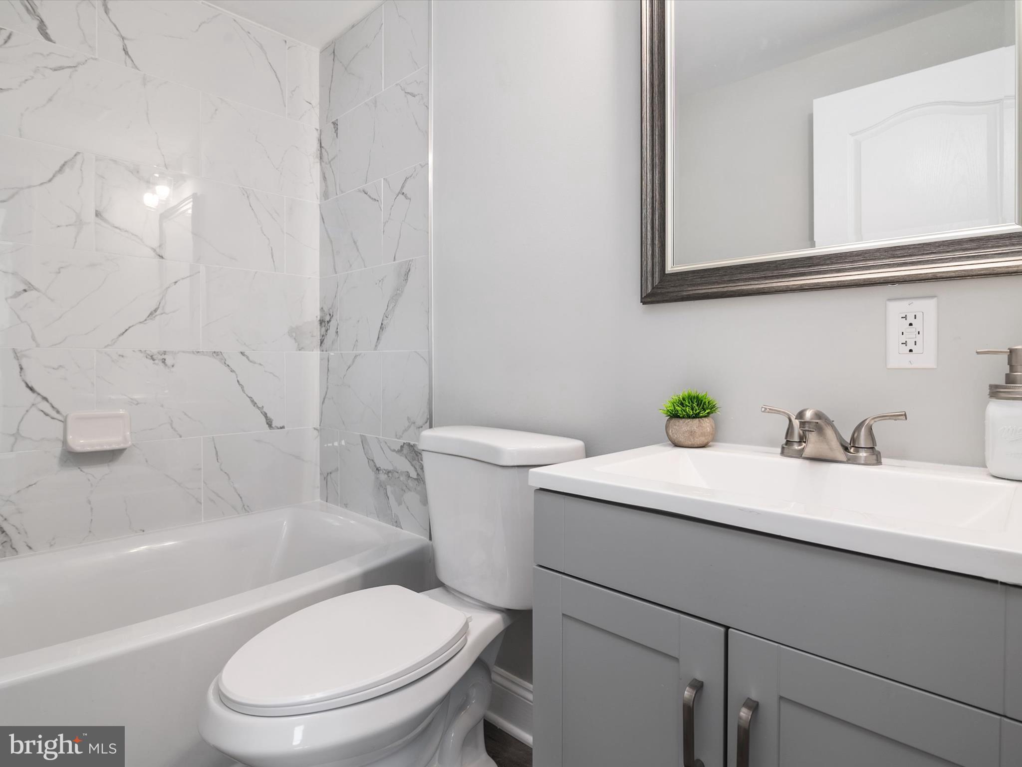 BALTIMORE HIGHLANDS - Residential