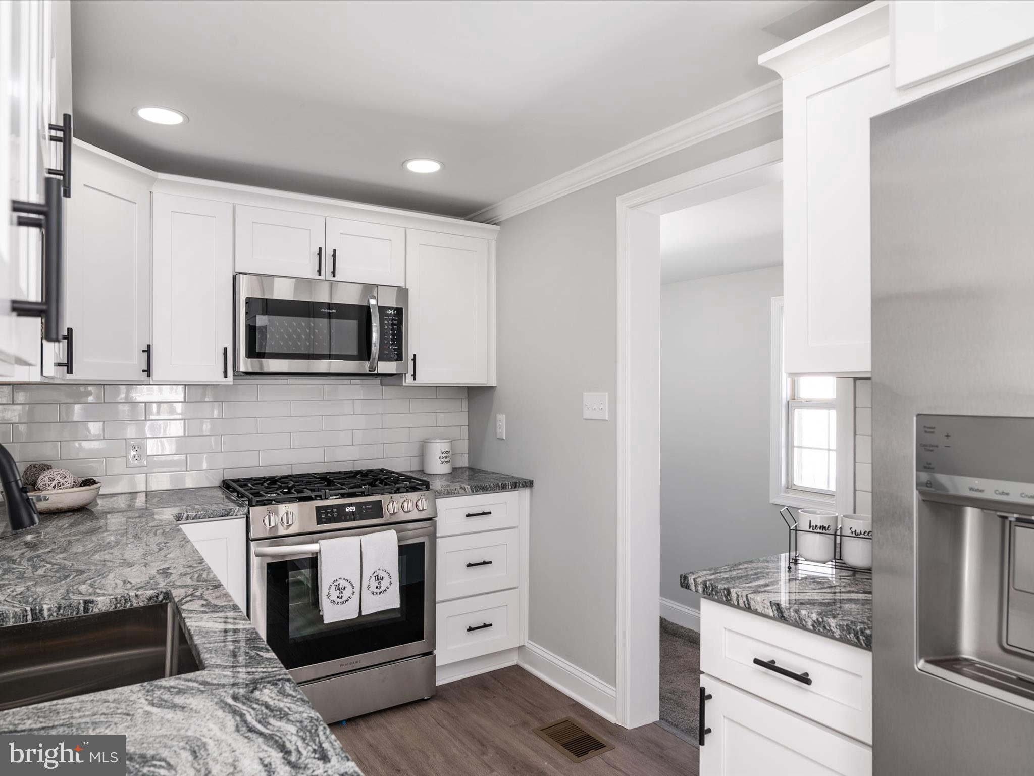 BALTIMORE HIGHLANDS - Residential