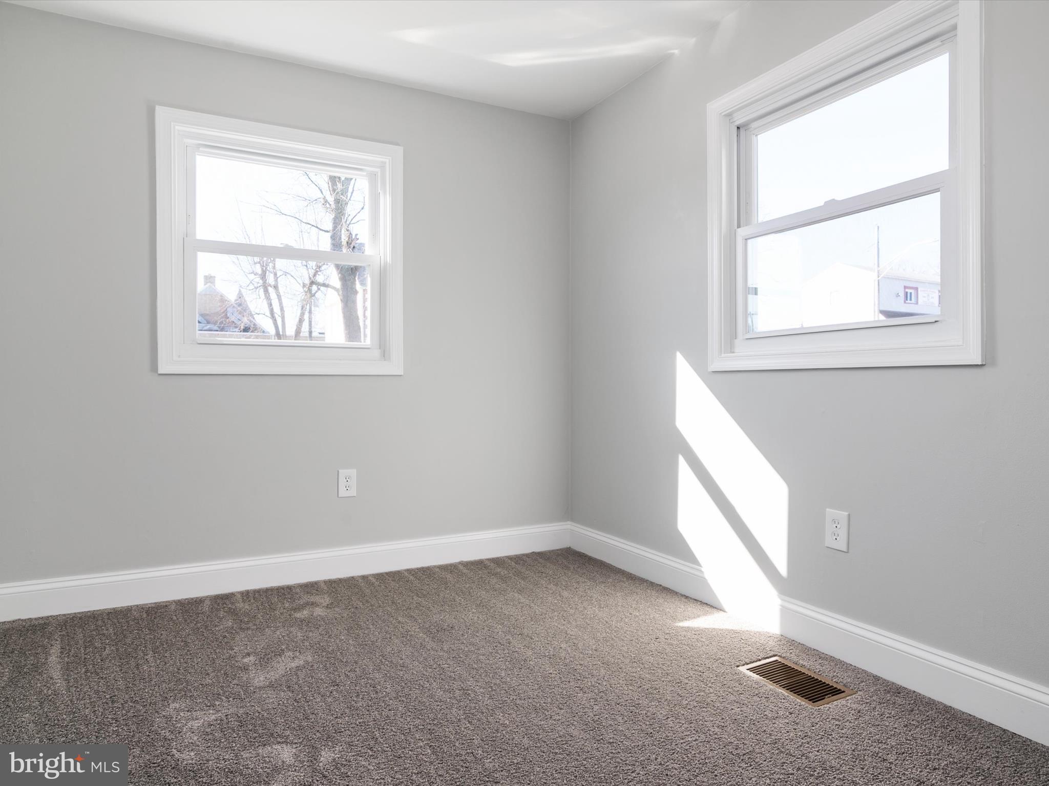 BALTIMORE HIGHLANDS - Residential