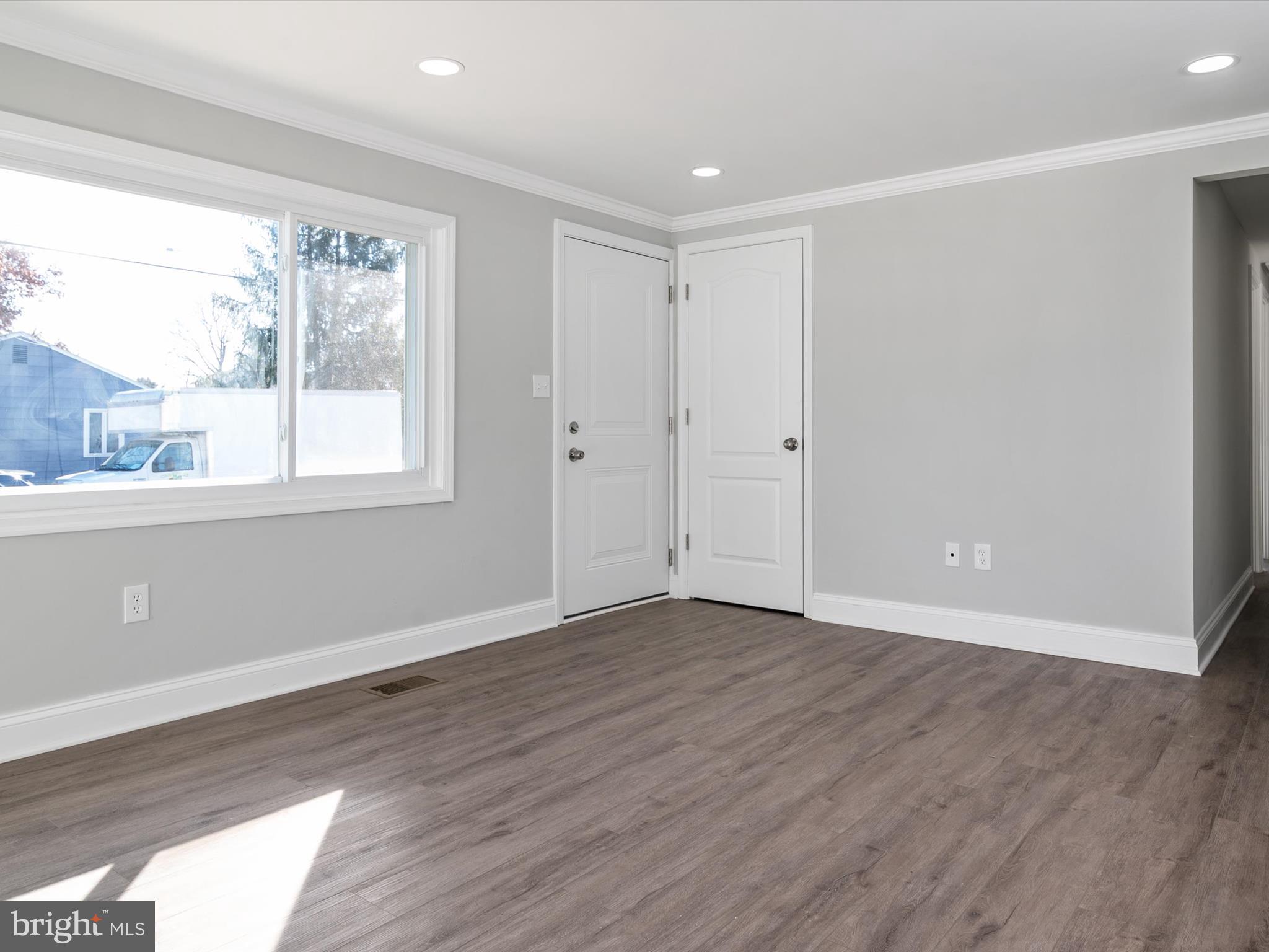 BALTIMORE HIGHLANDS - Residential