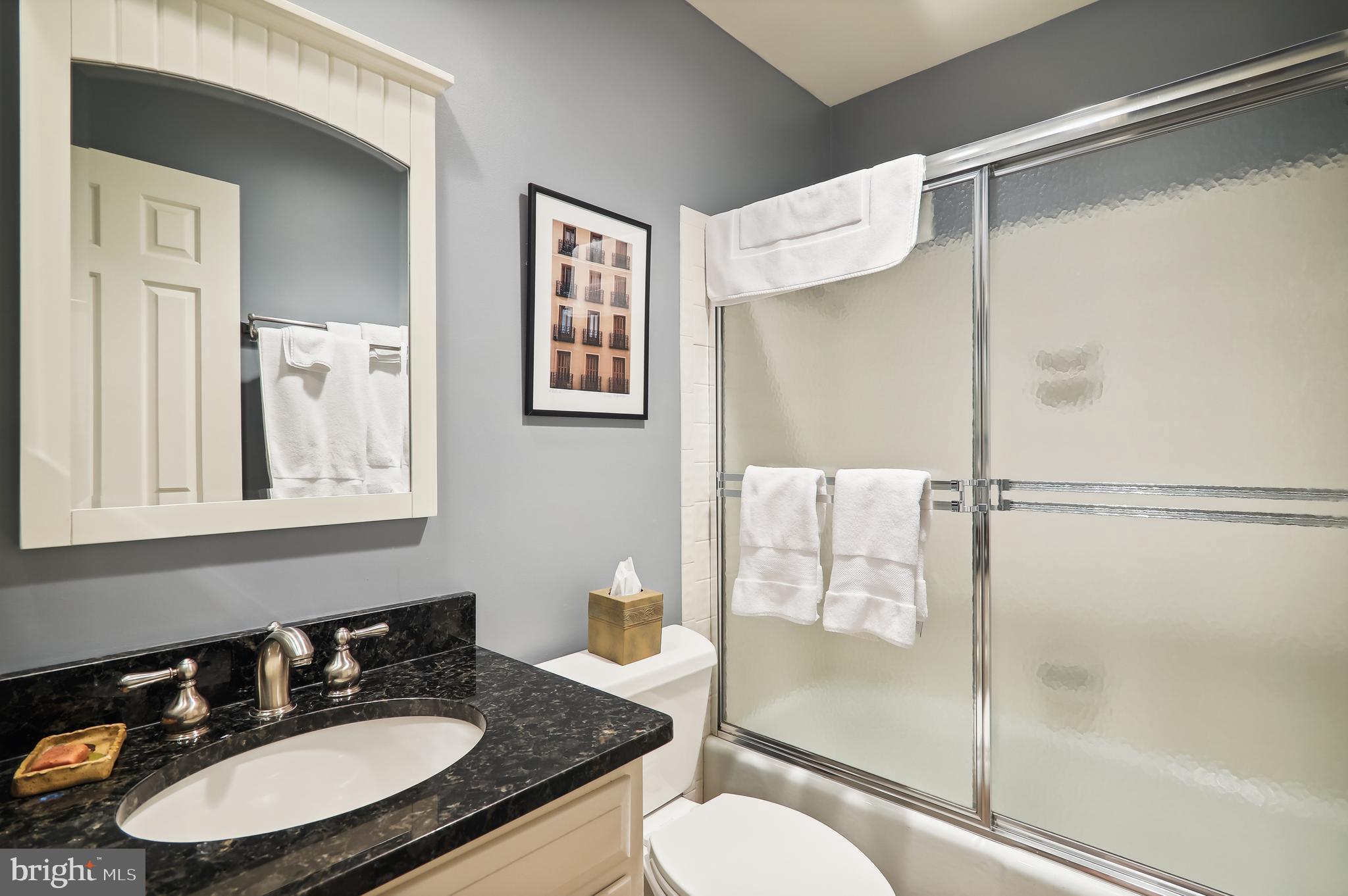 WESTWOOD MEWS - Residential