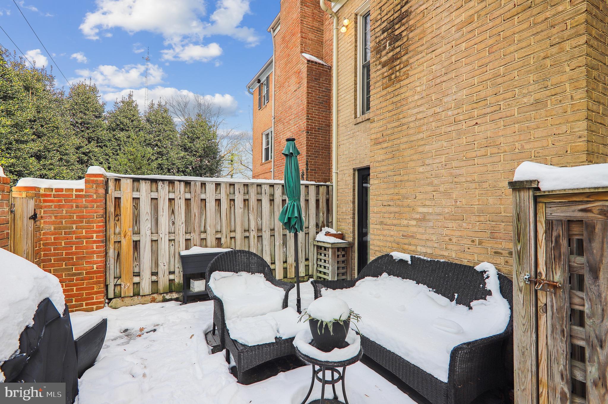 WESTWOOD MEWS - Residential