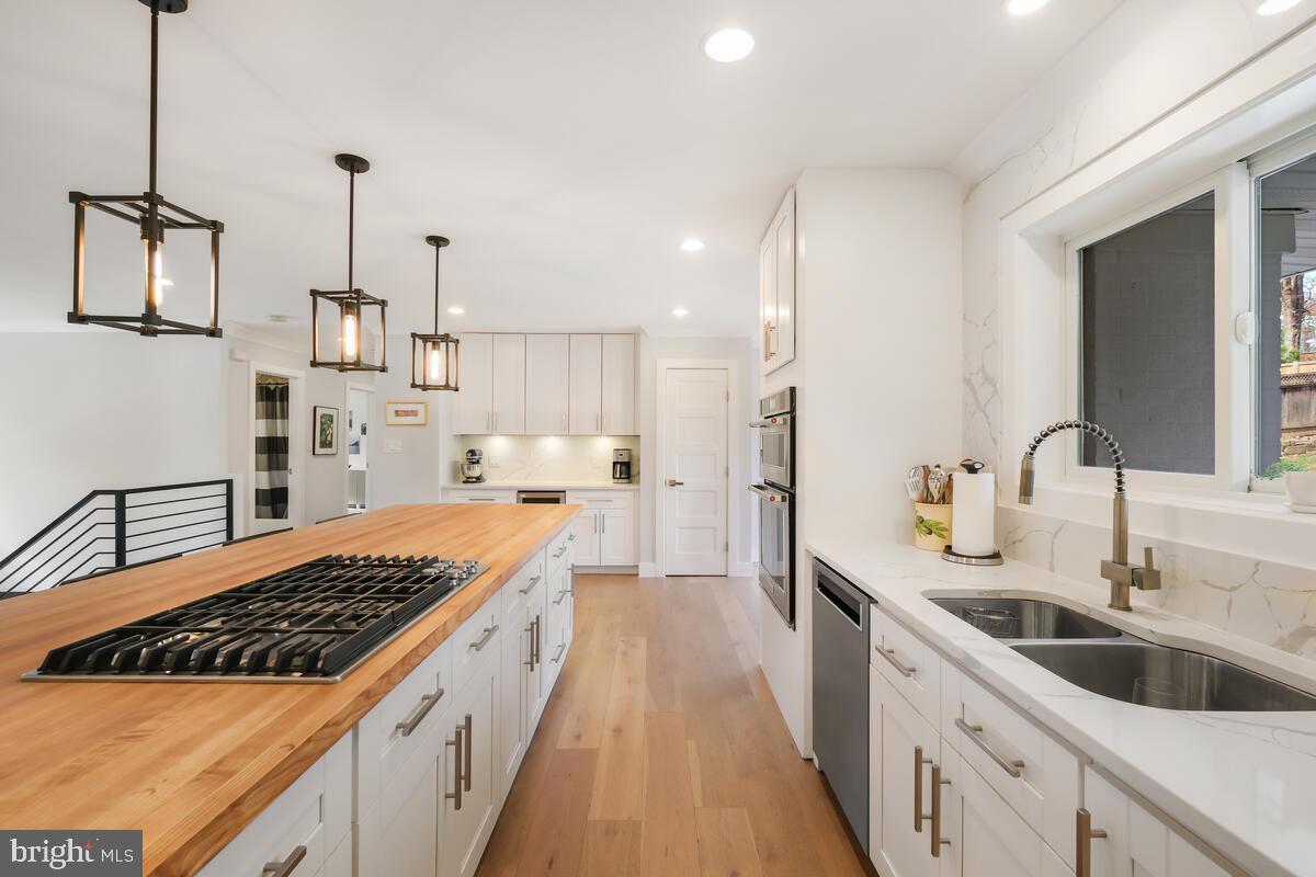 CHEVY CHASE - Residential