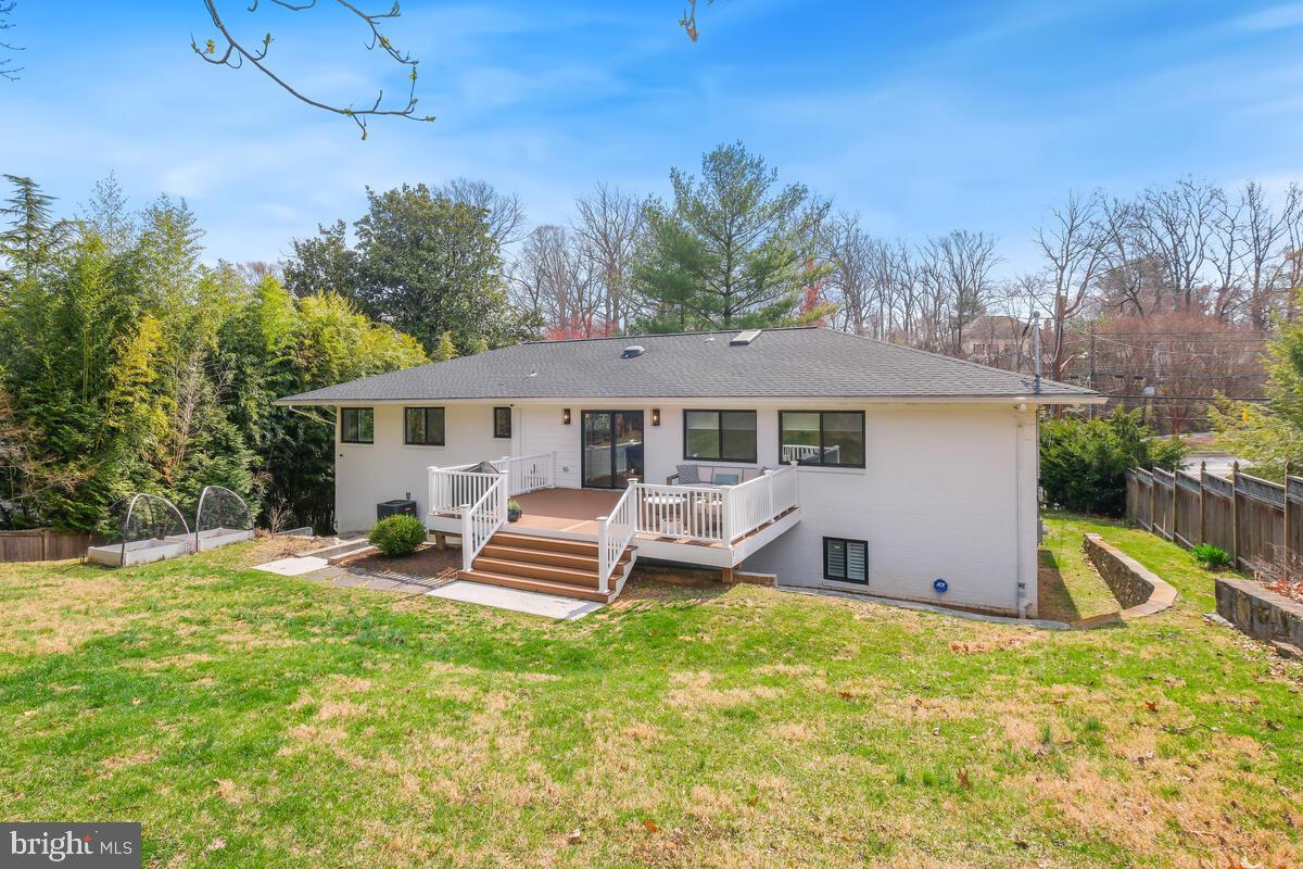 CHEVY CHASE - Residential