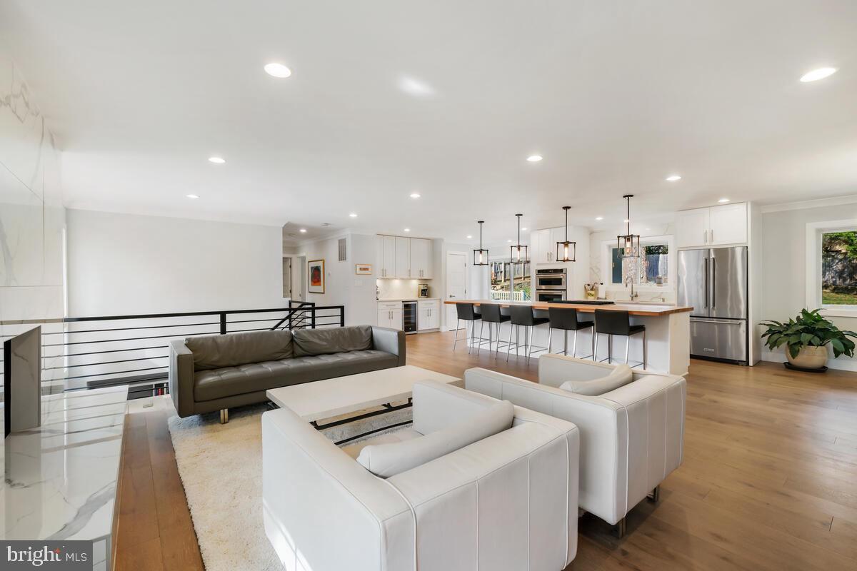 CHEVY CHASE - Residential