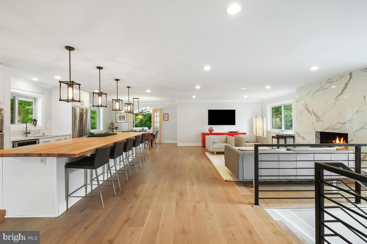 CHEVY CHASE - Residential