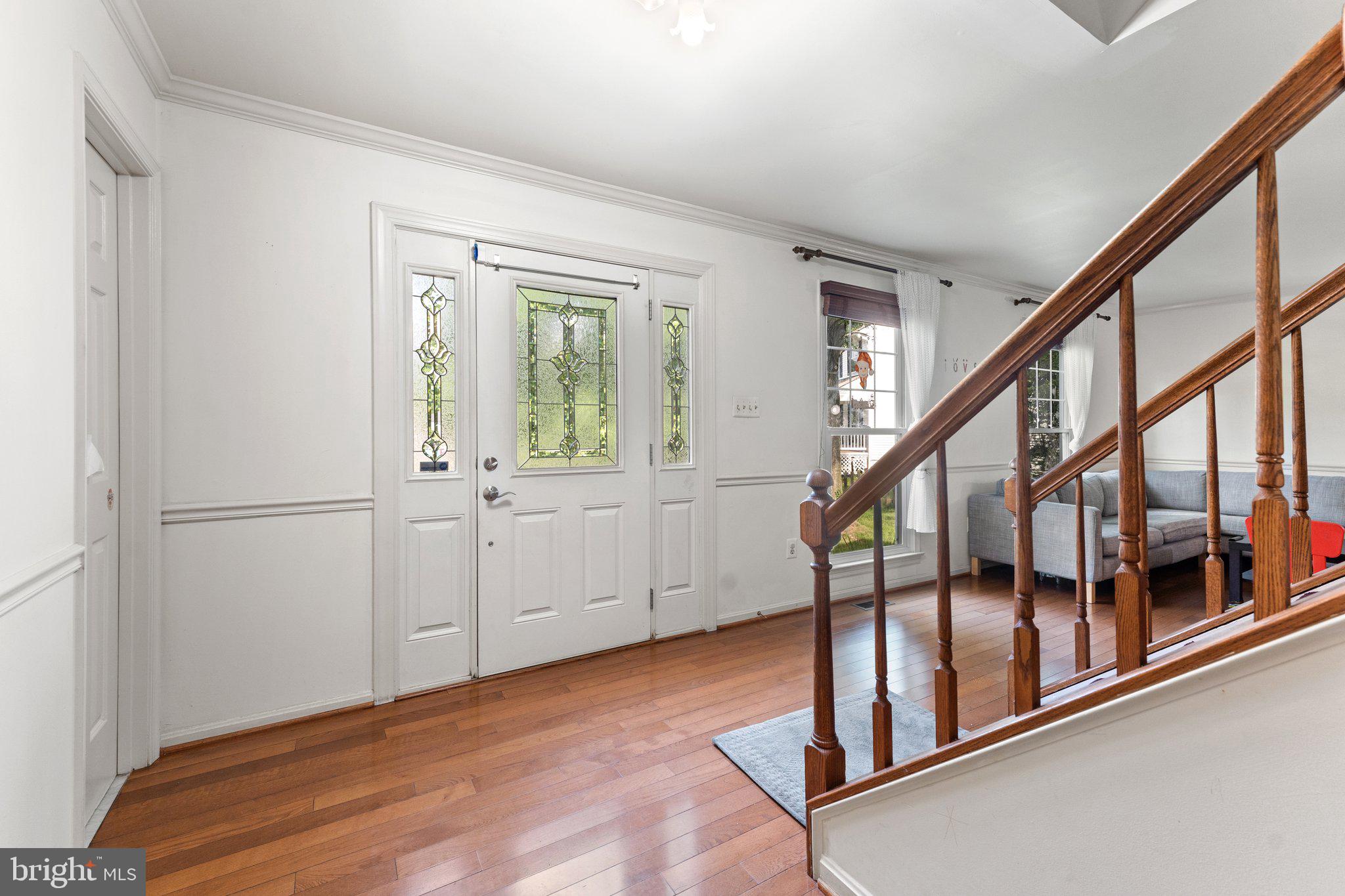 8000 SANDBURG COURT