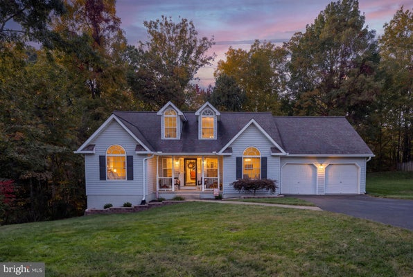 12907 MAPLE SPRINGS DR, FREDERICKSBURG, VA 22408 - Image cd0ee0059e73c723e53e9fd5b2d0bbed/2326172840