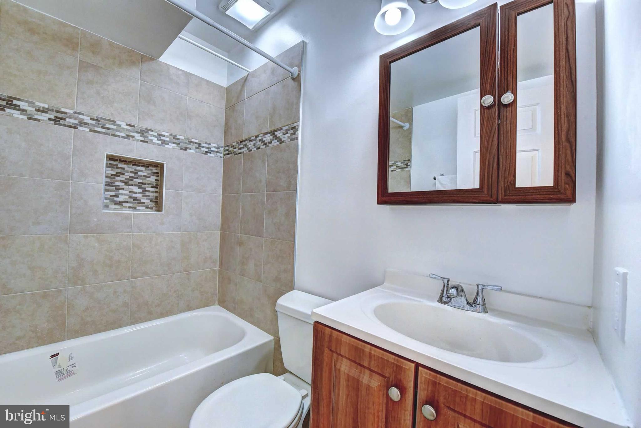 HIGHVIEW PARK - Residential Income