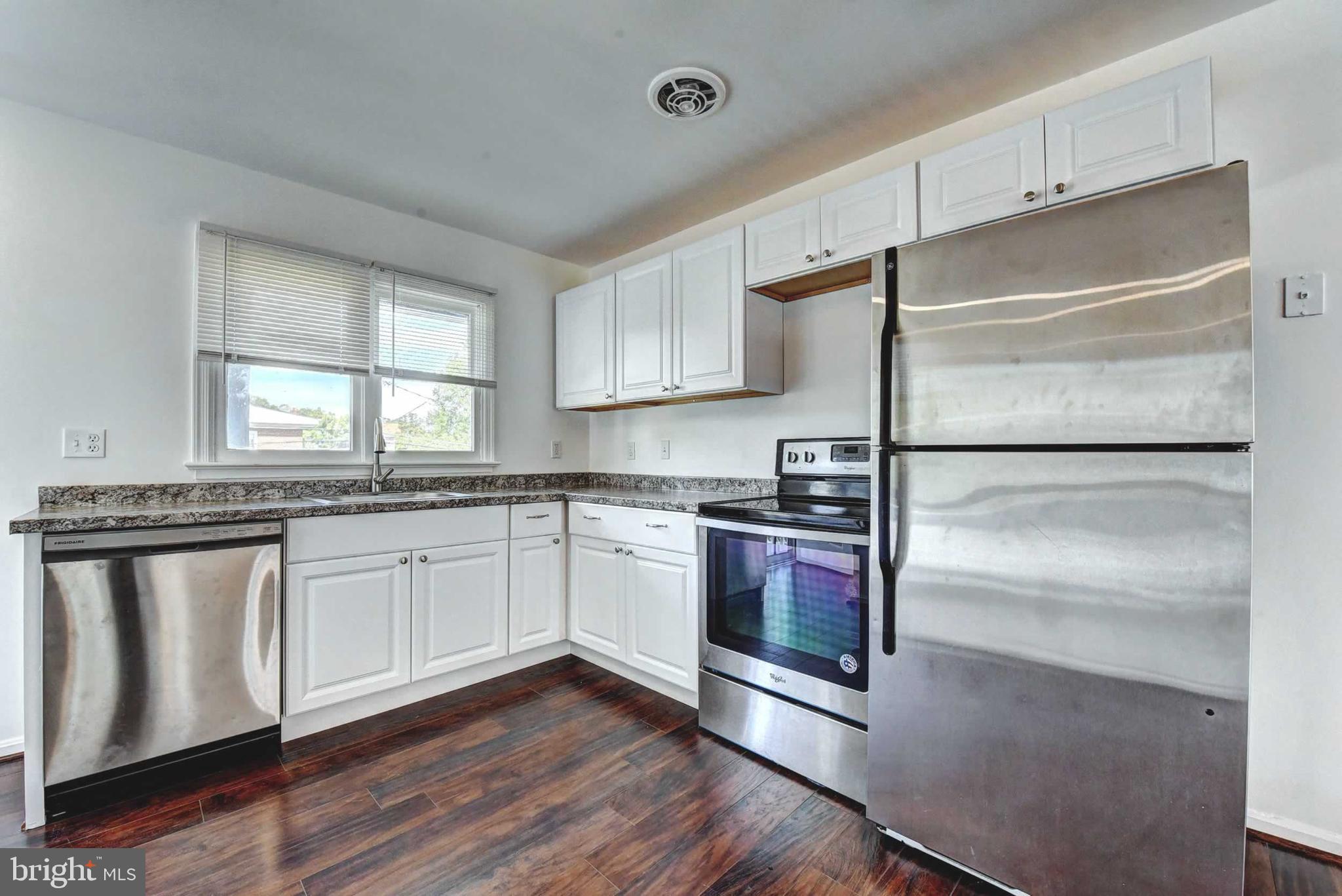 HIGHVIEW PARK - Residential Income