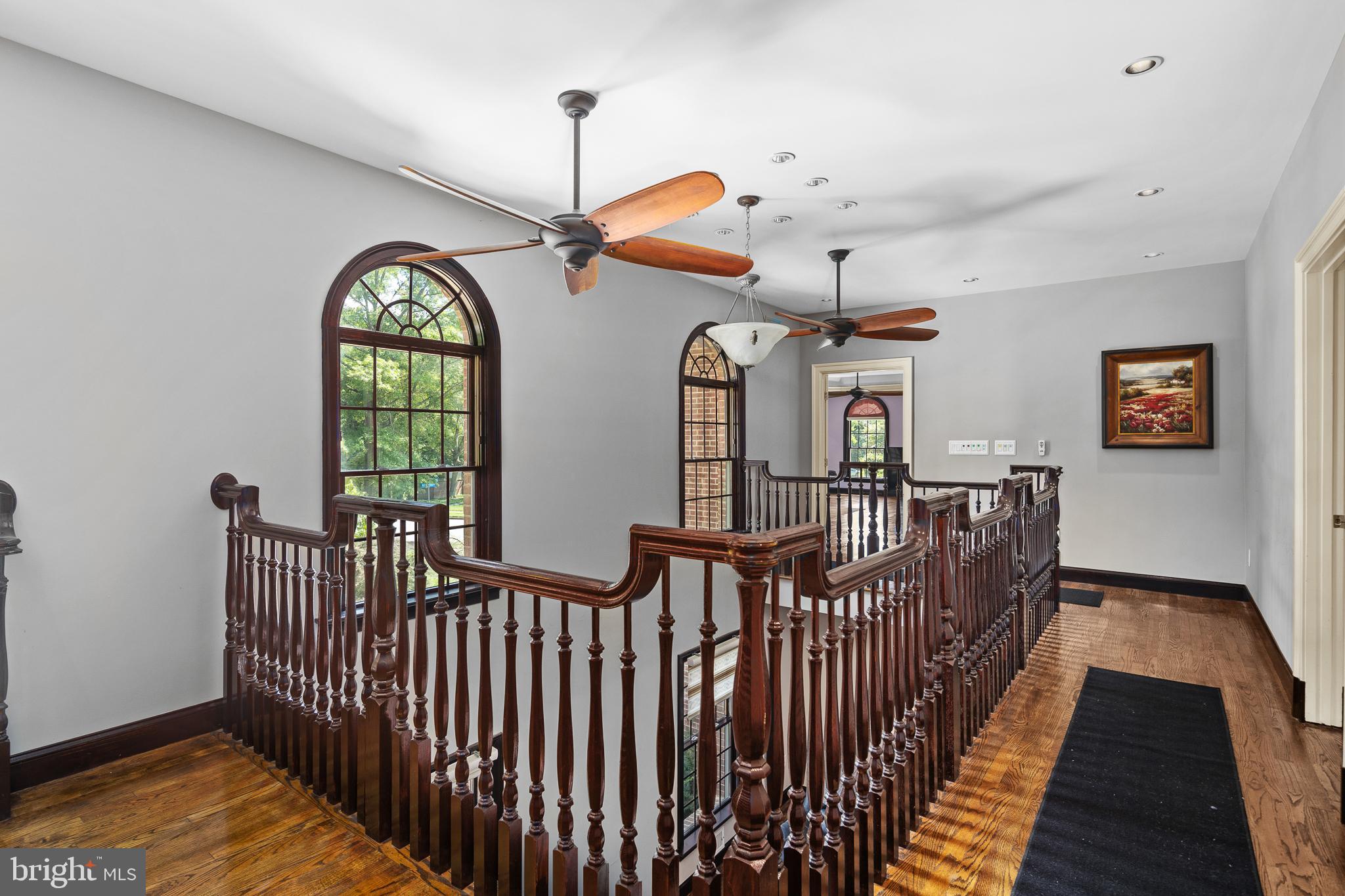 WAYNEWOOD - Residential