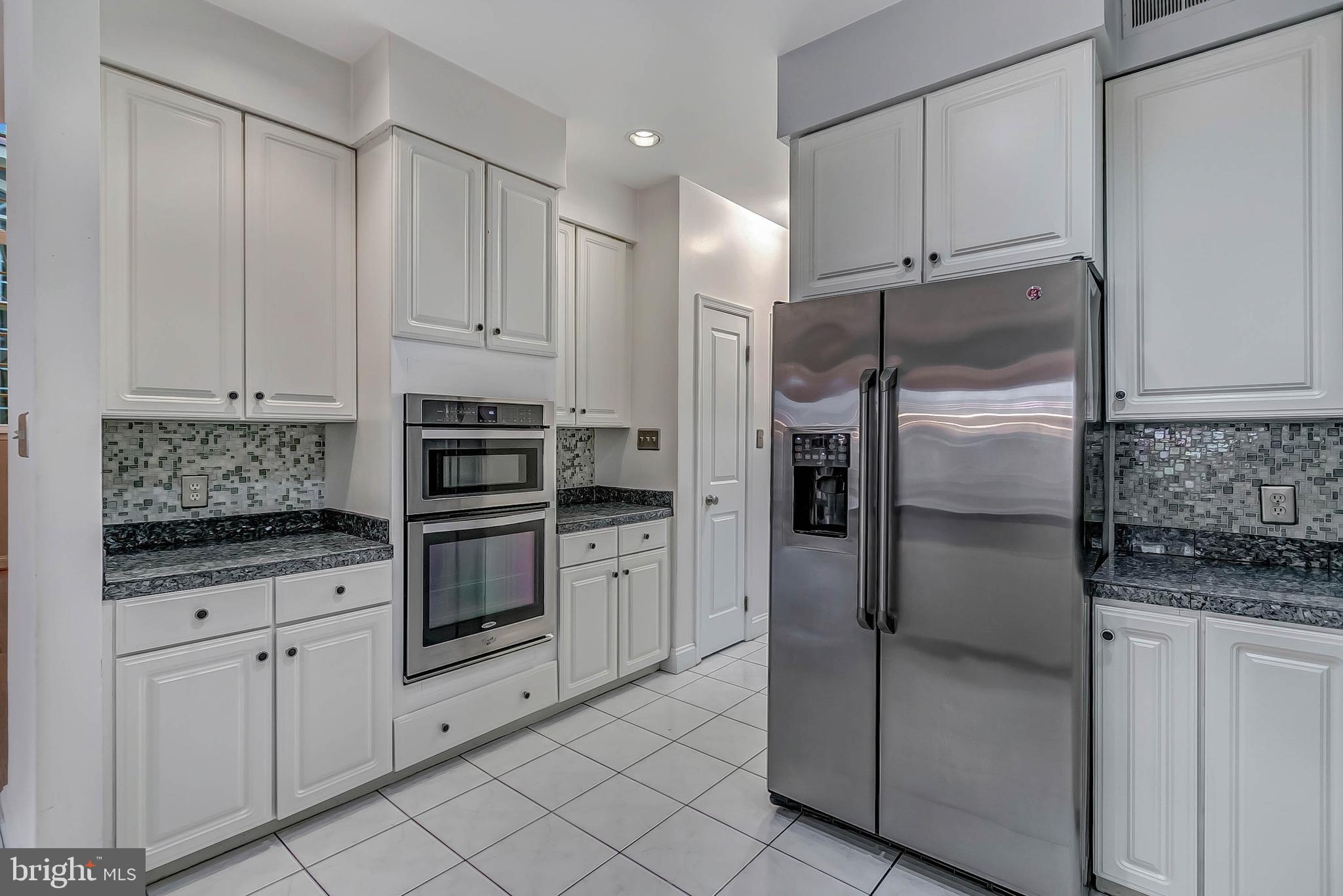 POTOMAC CREST - Residential Lease