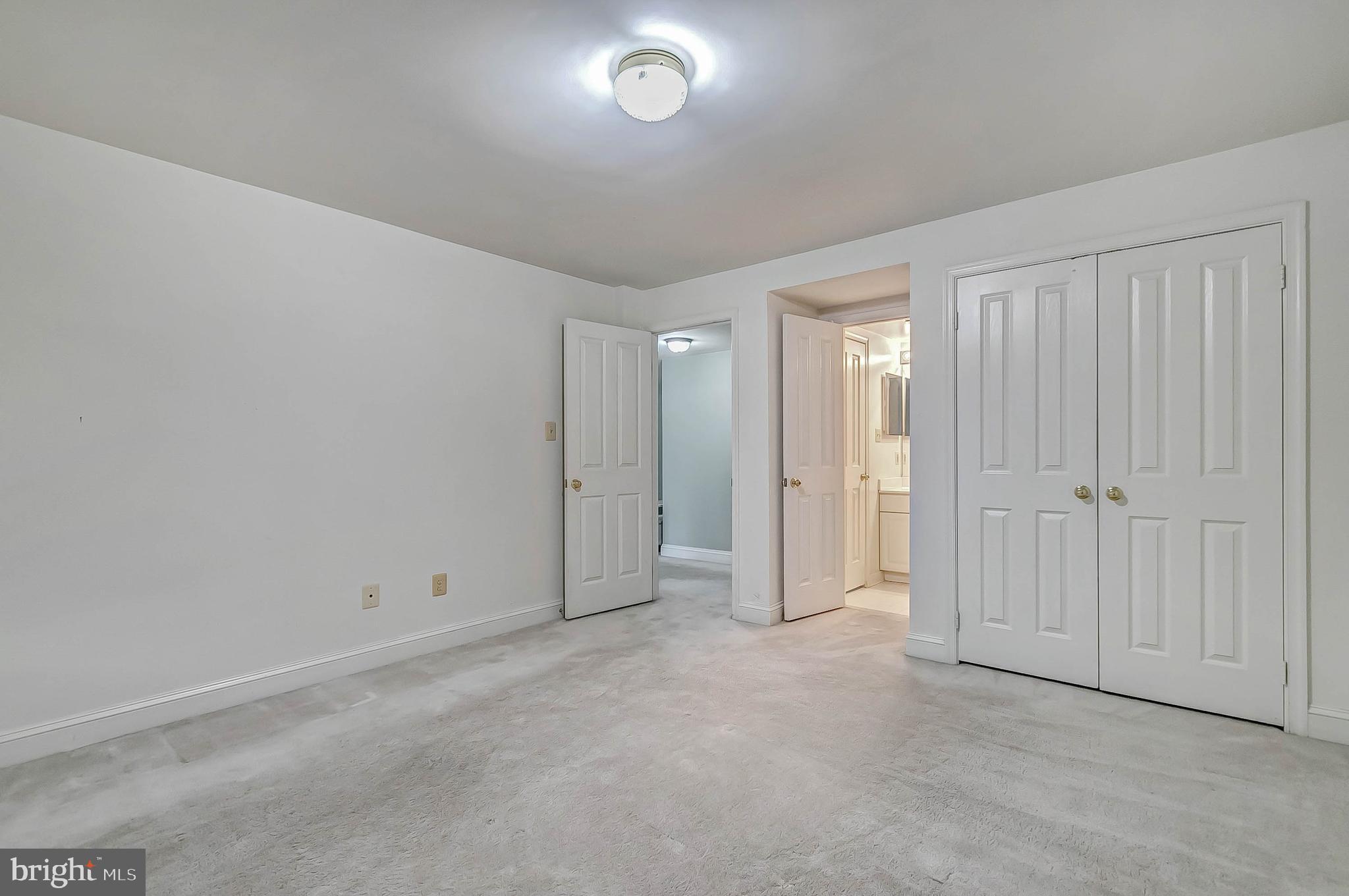 POTOMAC CREST - Residential Lease