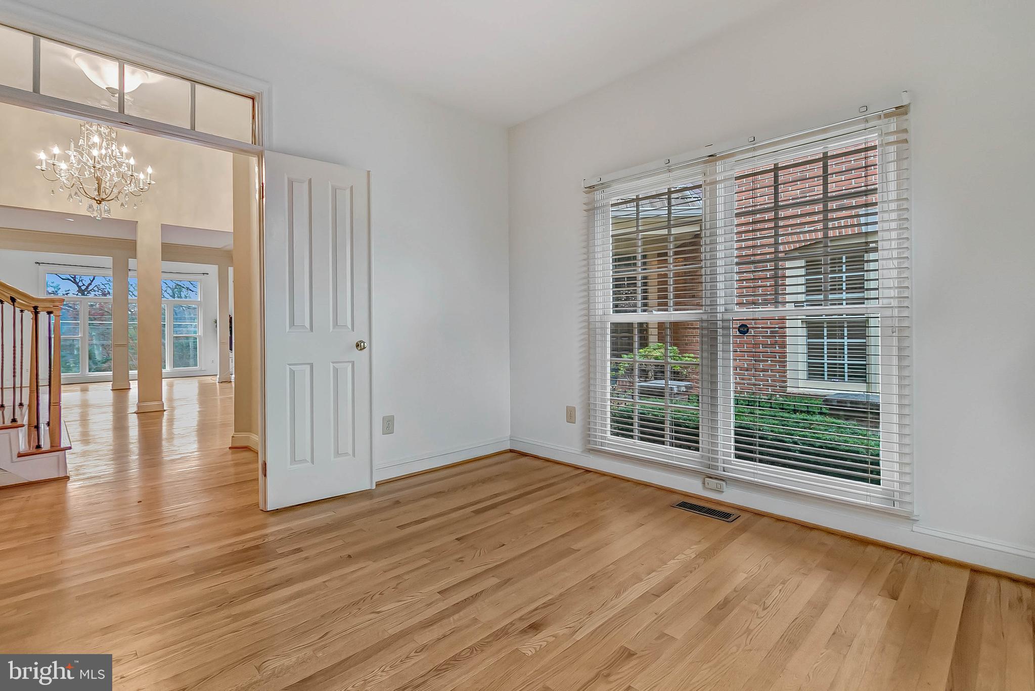 POTOMAC CREST - Residential Lease