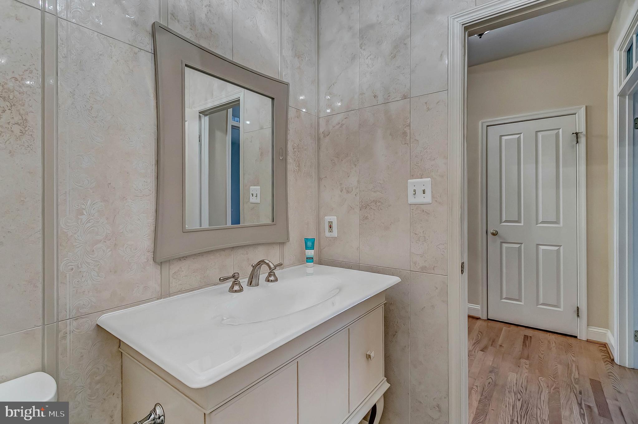 POTOMAC CREST - Residential Lease