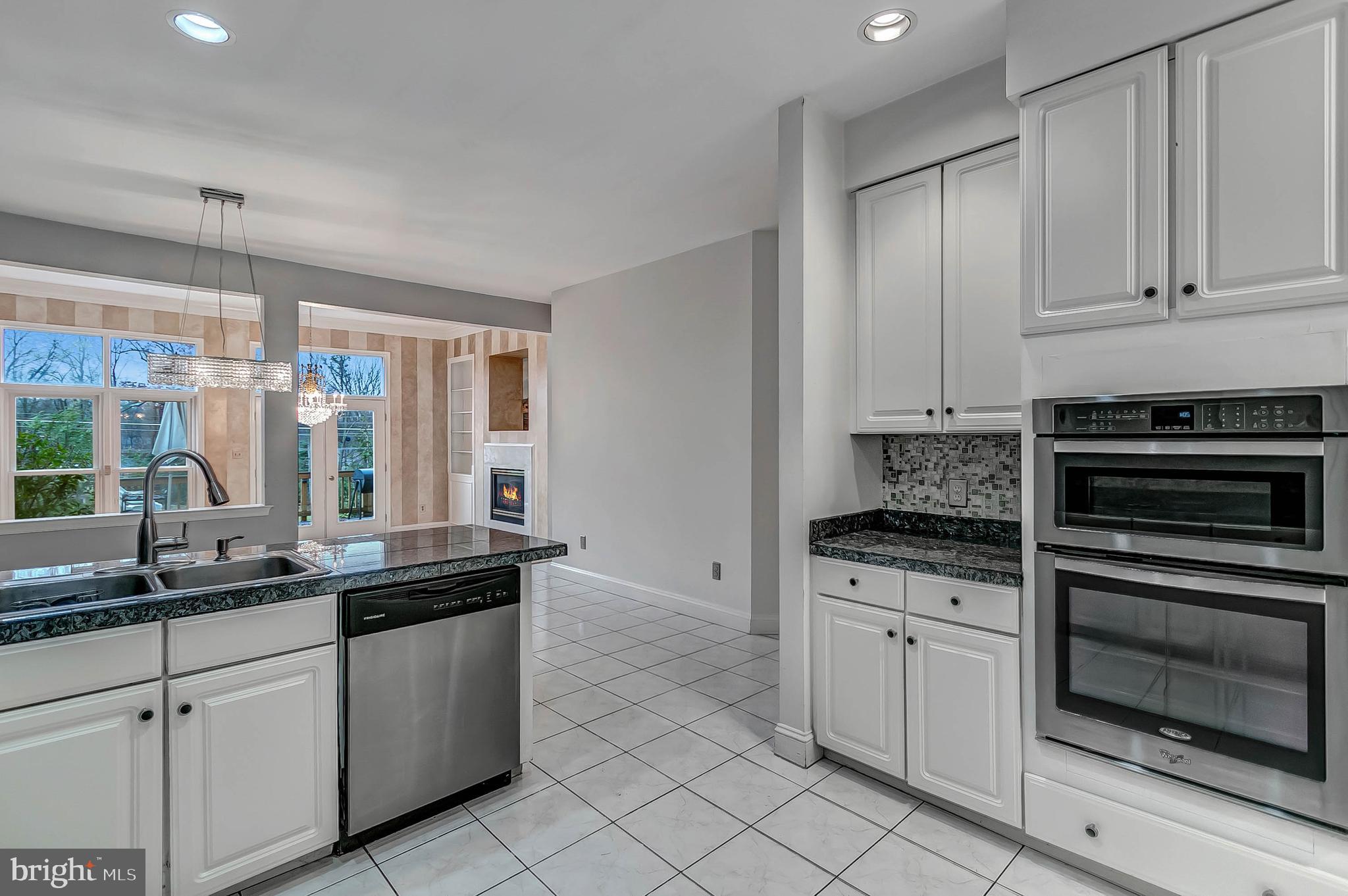 POTOMAC CREST - Residential Lease