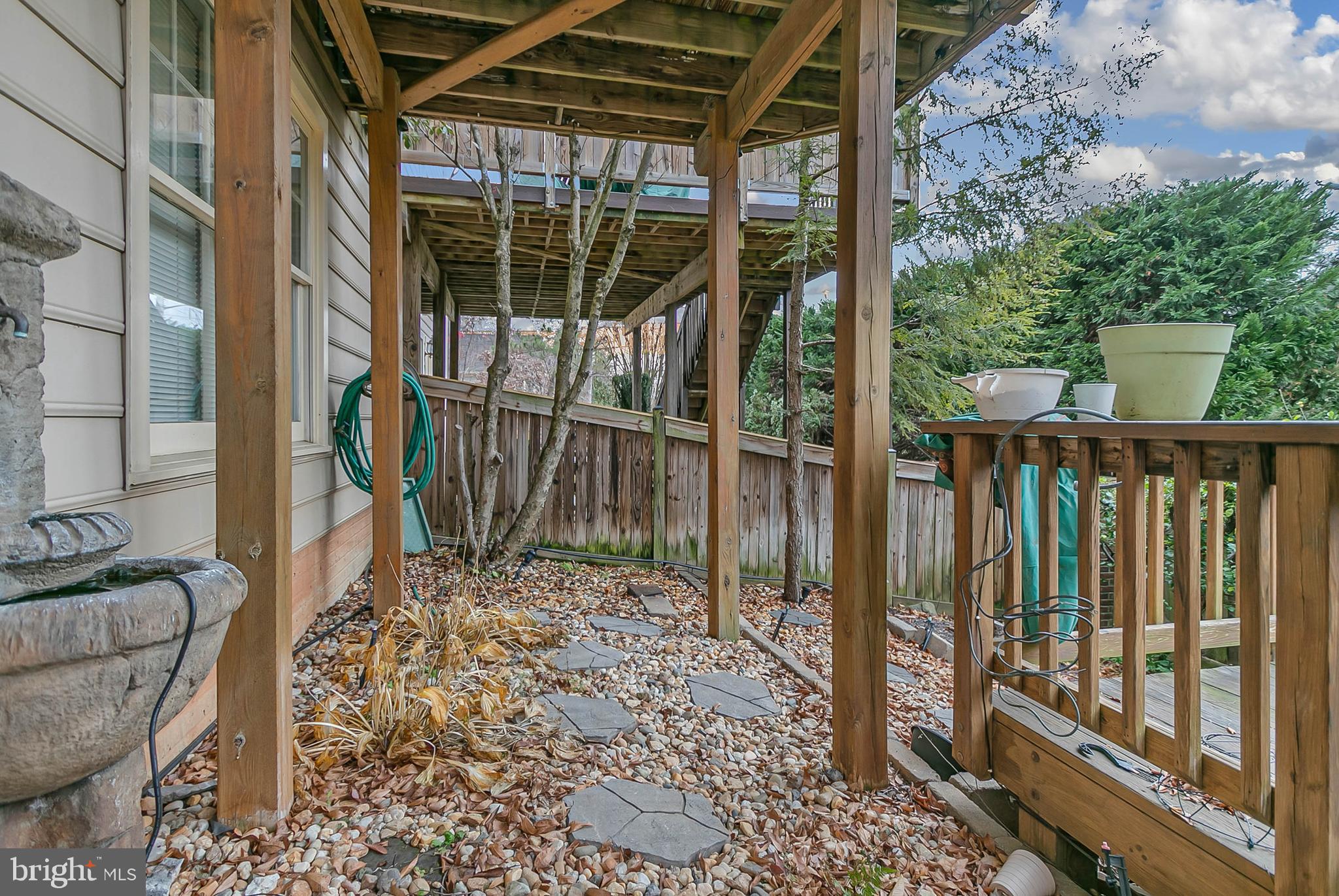 POTOMAC CREST - Residential Lease