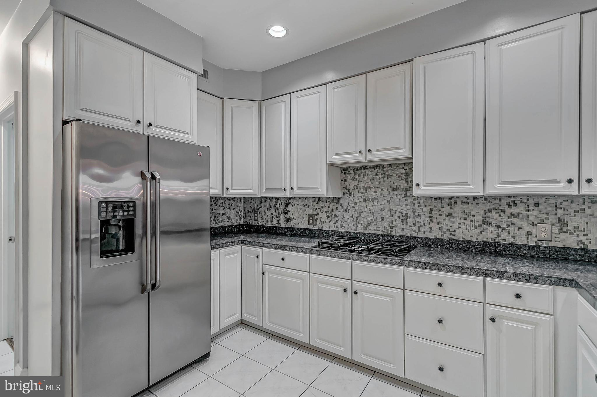 POTOMAC CREST - Residential Lease