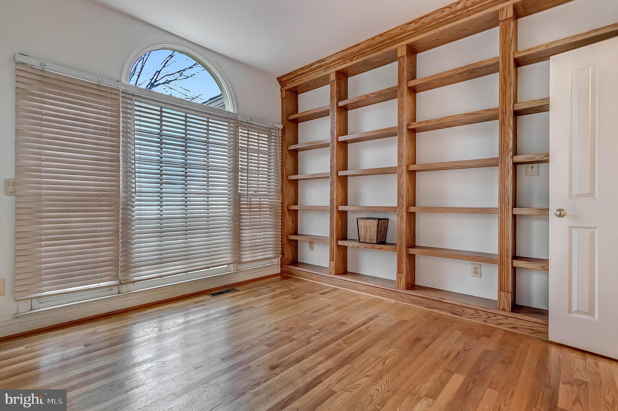 POTOMAC CREST - Residential Lease