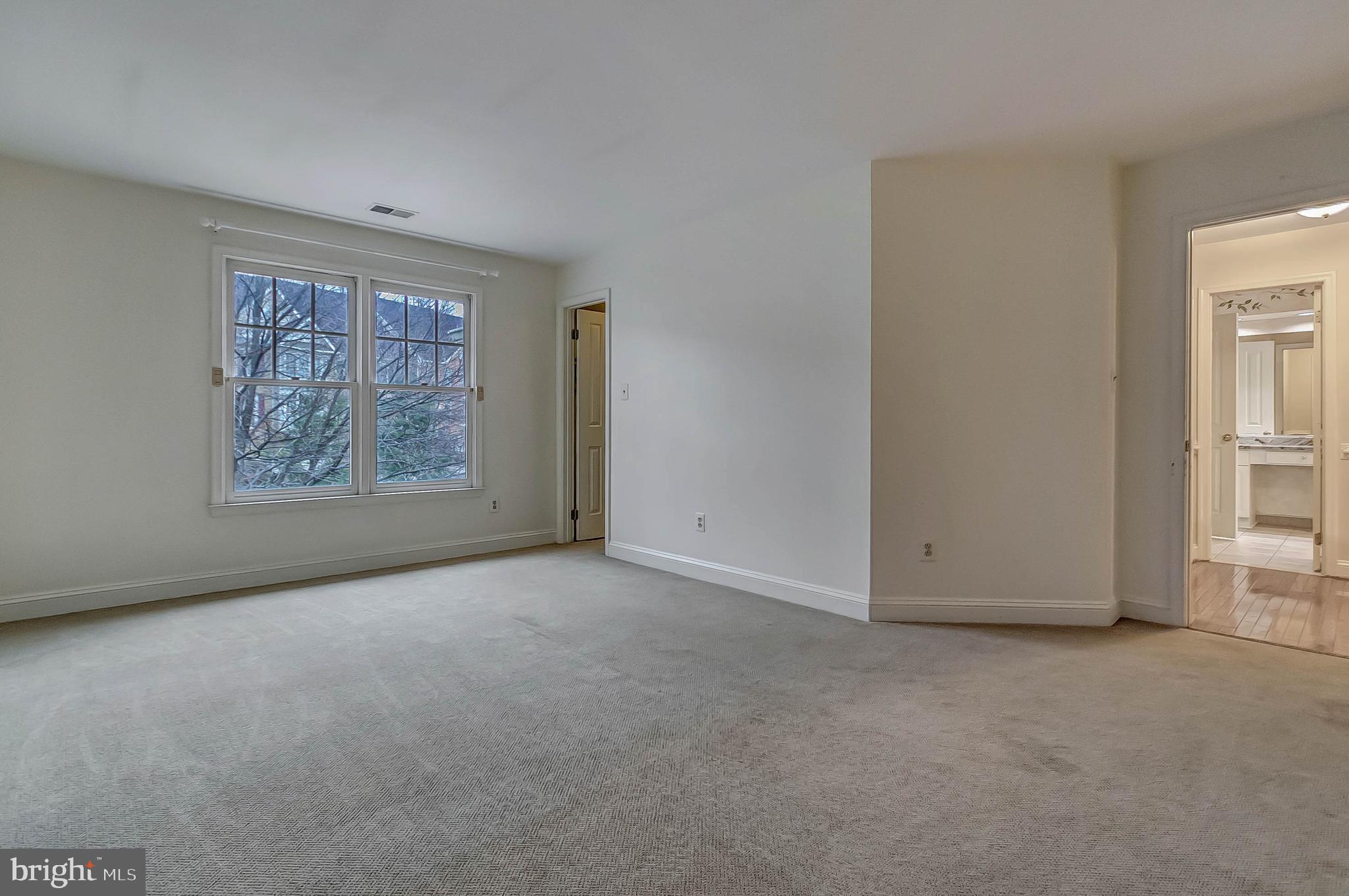 POTOMAC CREST - Residential Lease