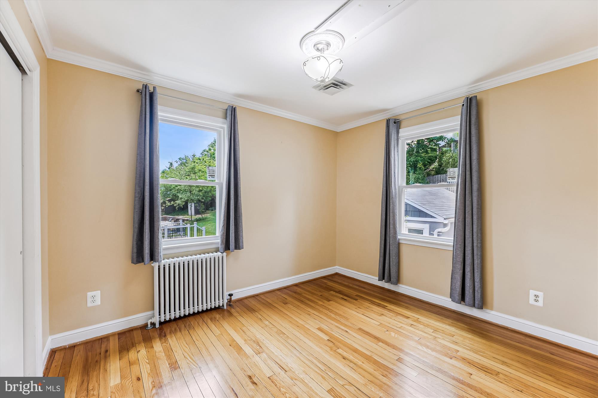 CLAREMONT - Residential