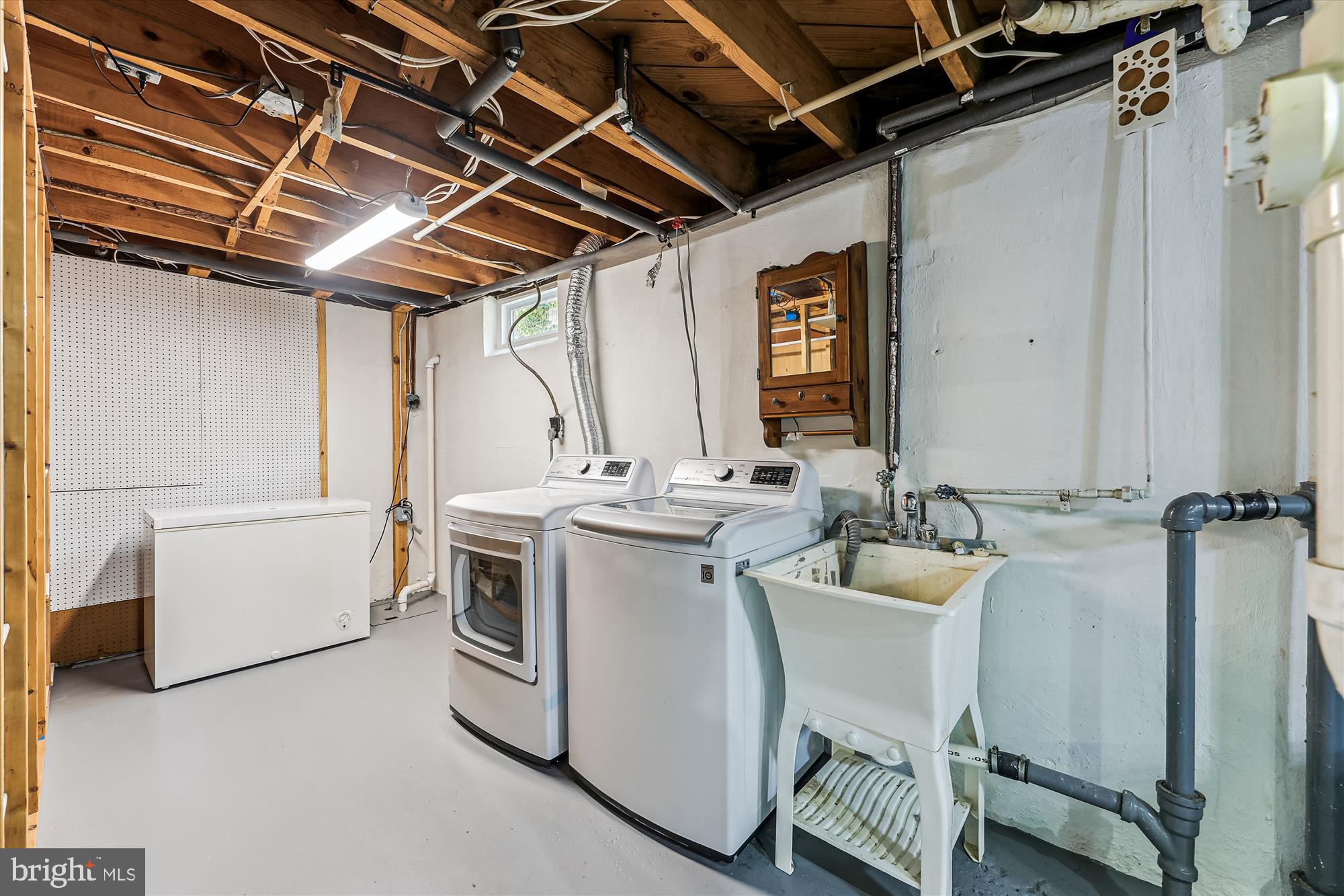 CLAREMONT - Residential