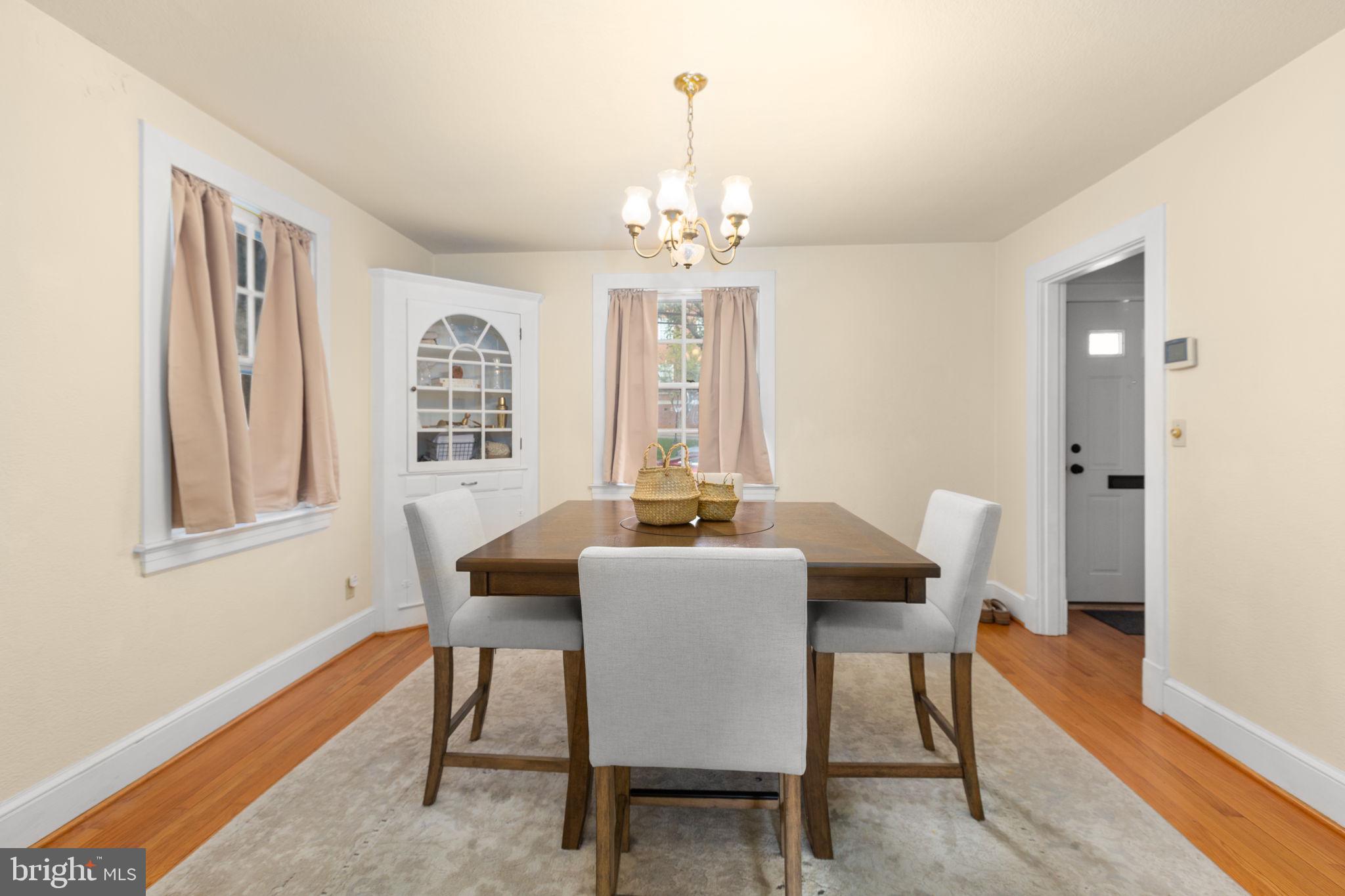 COLLEGE HEIGHTS - Residential