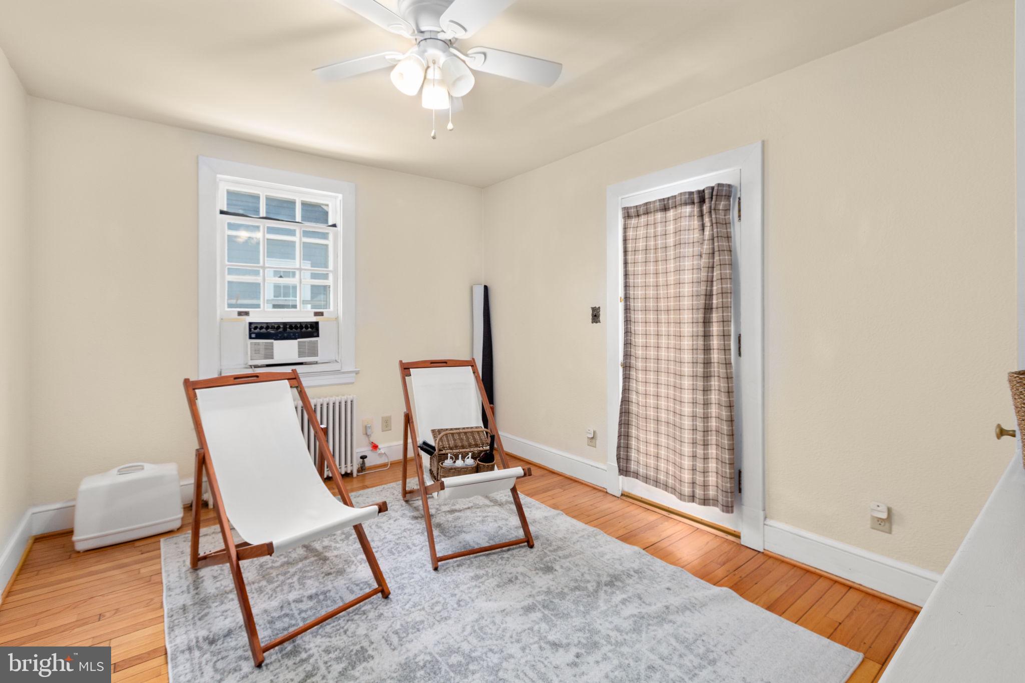 COLLEGE HEIGHTS - Residential