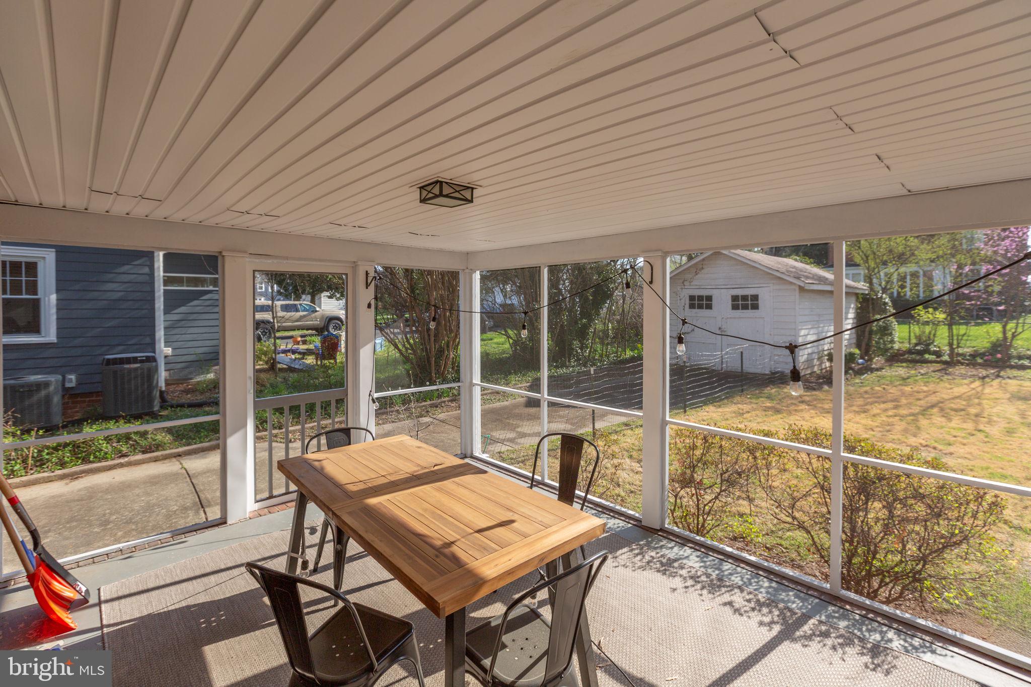 COLLEGE HEIGHTS - Residential