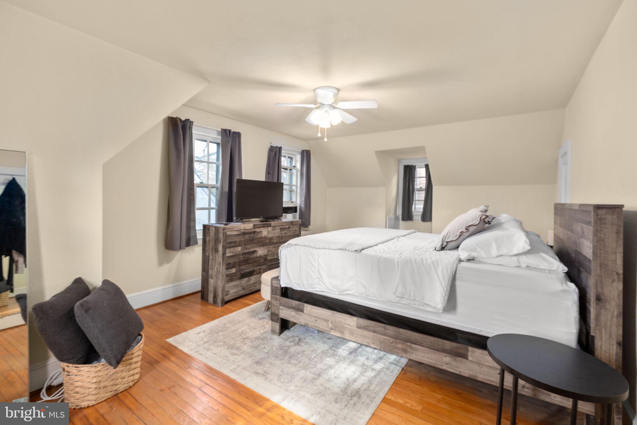 COLLEGE HEIGHTS - Residential