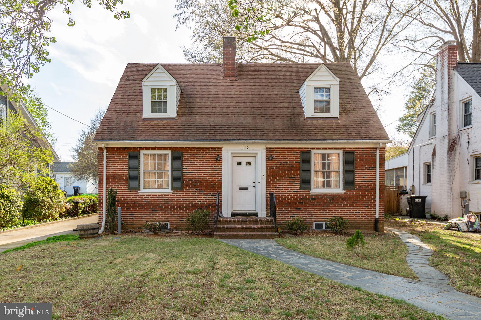 COLLEGE HEIGHTS - Residential