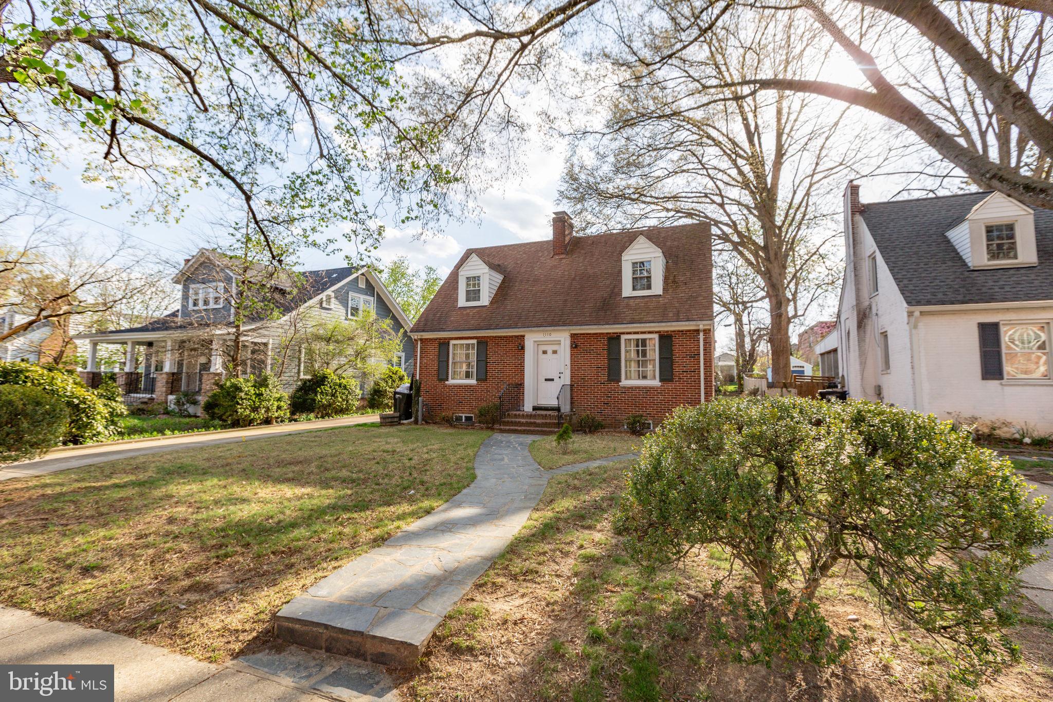 COLLEGE HEIGHTS - Residential